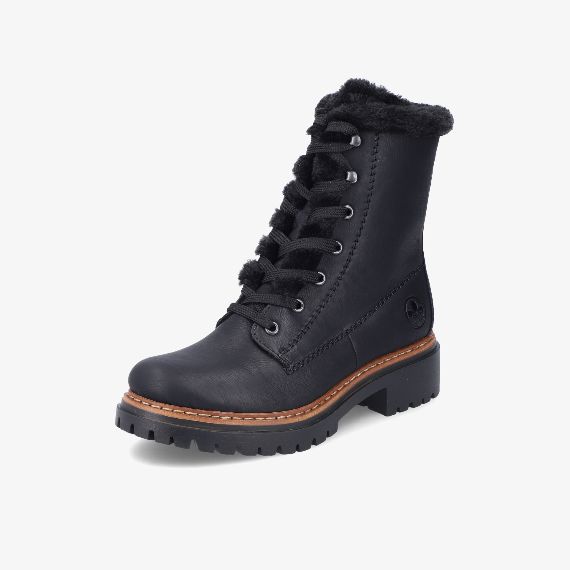 Schwarzer Winterstiefel mit warmem Innenfutter, robuster Schnürung, profiliertem Profil und stabilem Absatz