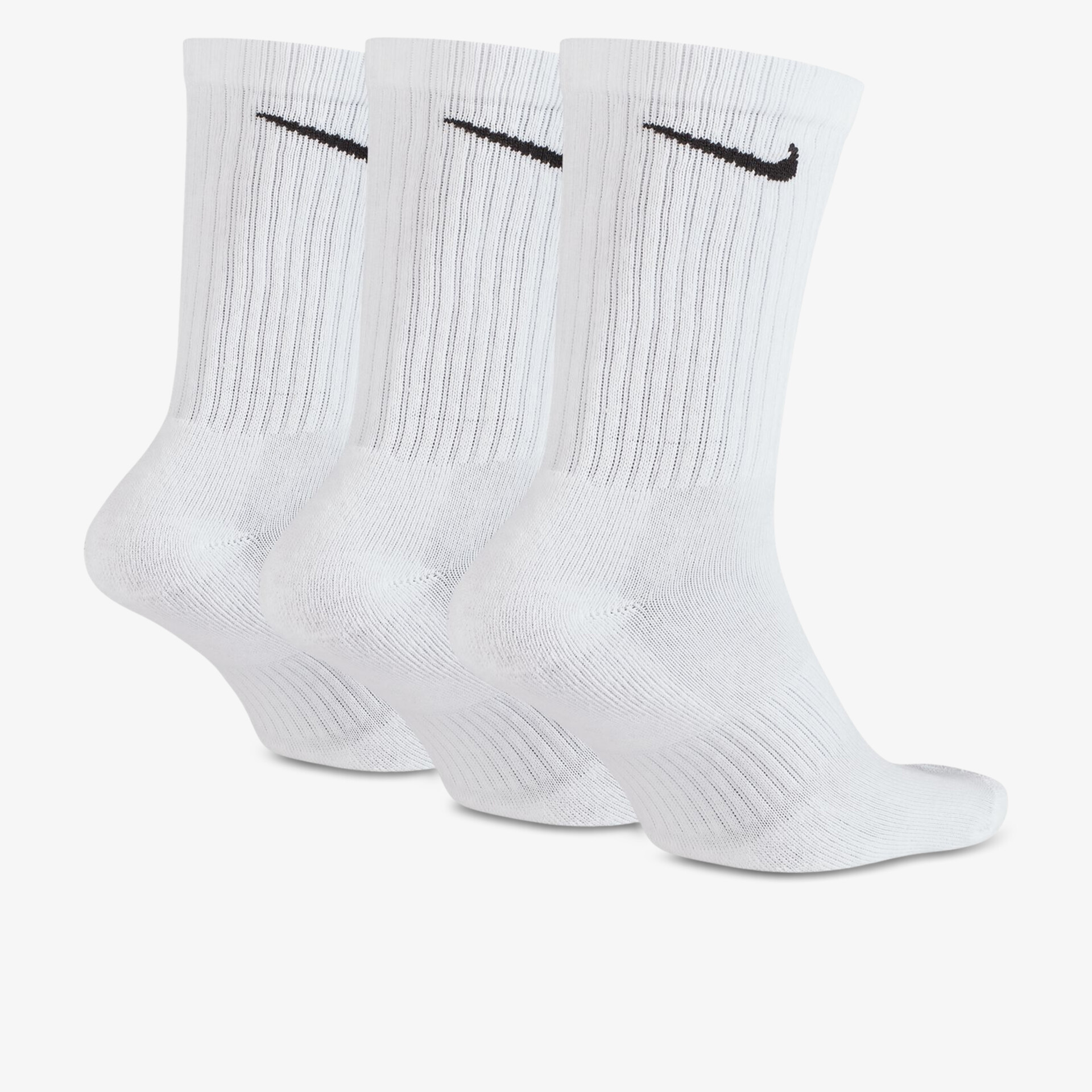 Drei Paar weiße Nike Sportsocken mit hohem Tragekomfort und atmungsaktivem Material