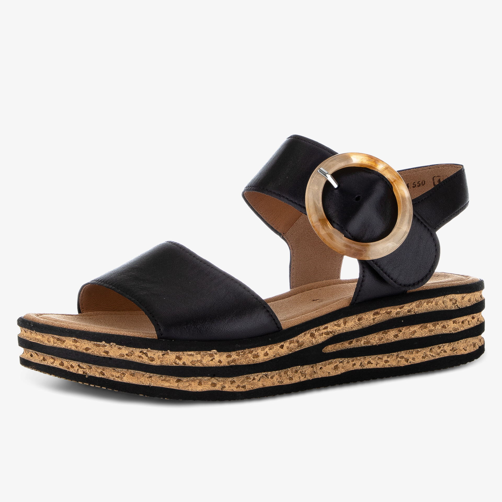 Elegante schwarze Plateau-Sandale mit auffälliger Schnalle und hochwertiger Verarbeitung.