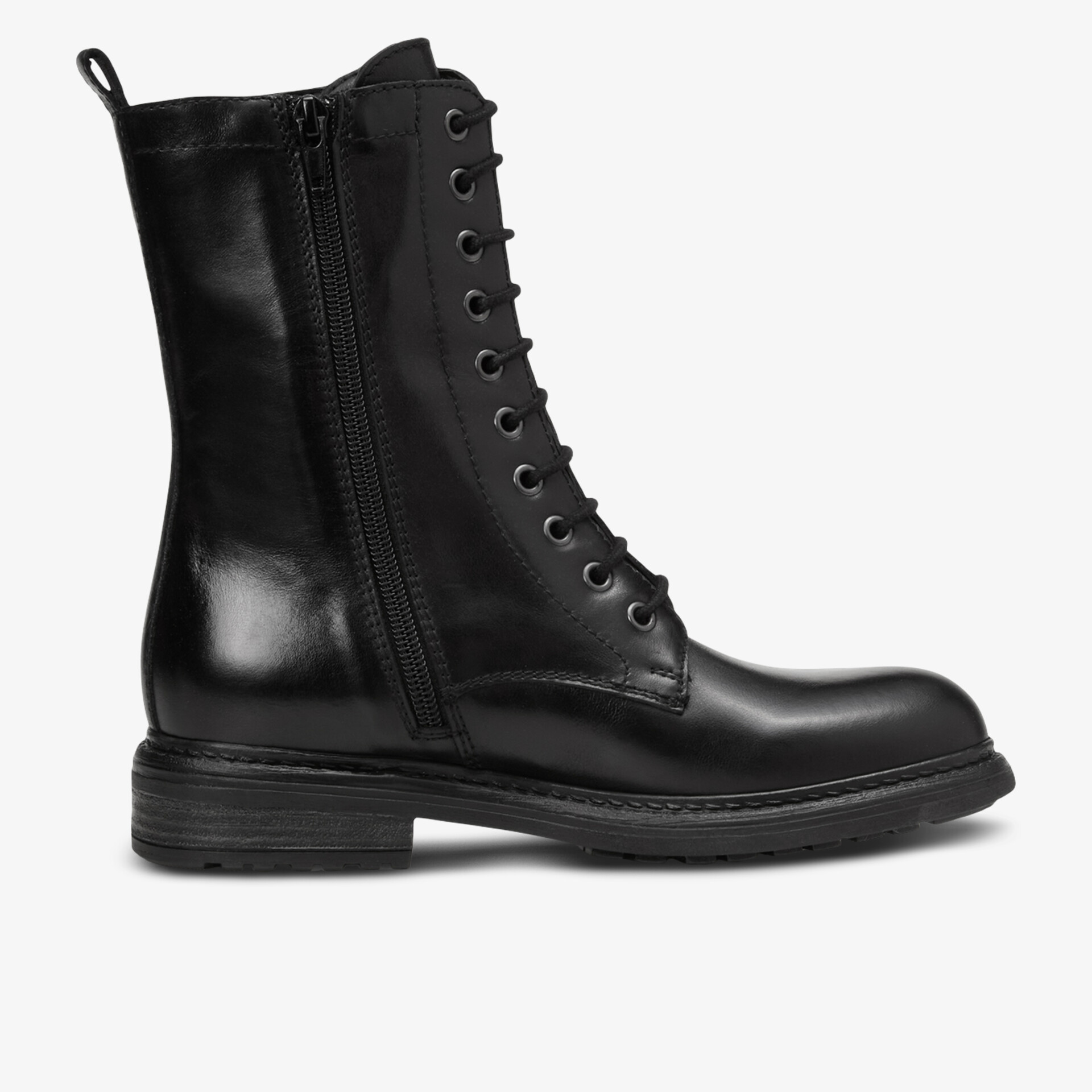 Robuster Glattleder-Schnürstiefel mit Reißverschluss und strapazierfähigem Absatz in seitlicher Ansicht