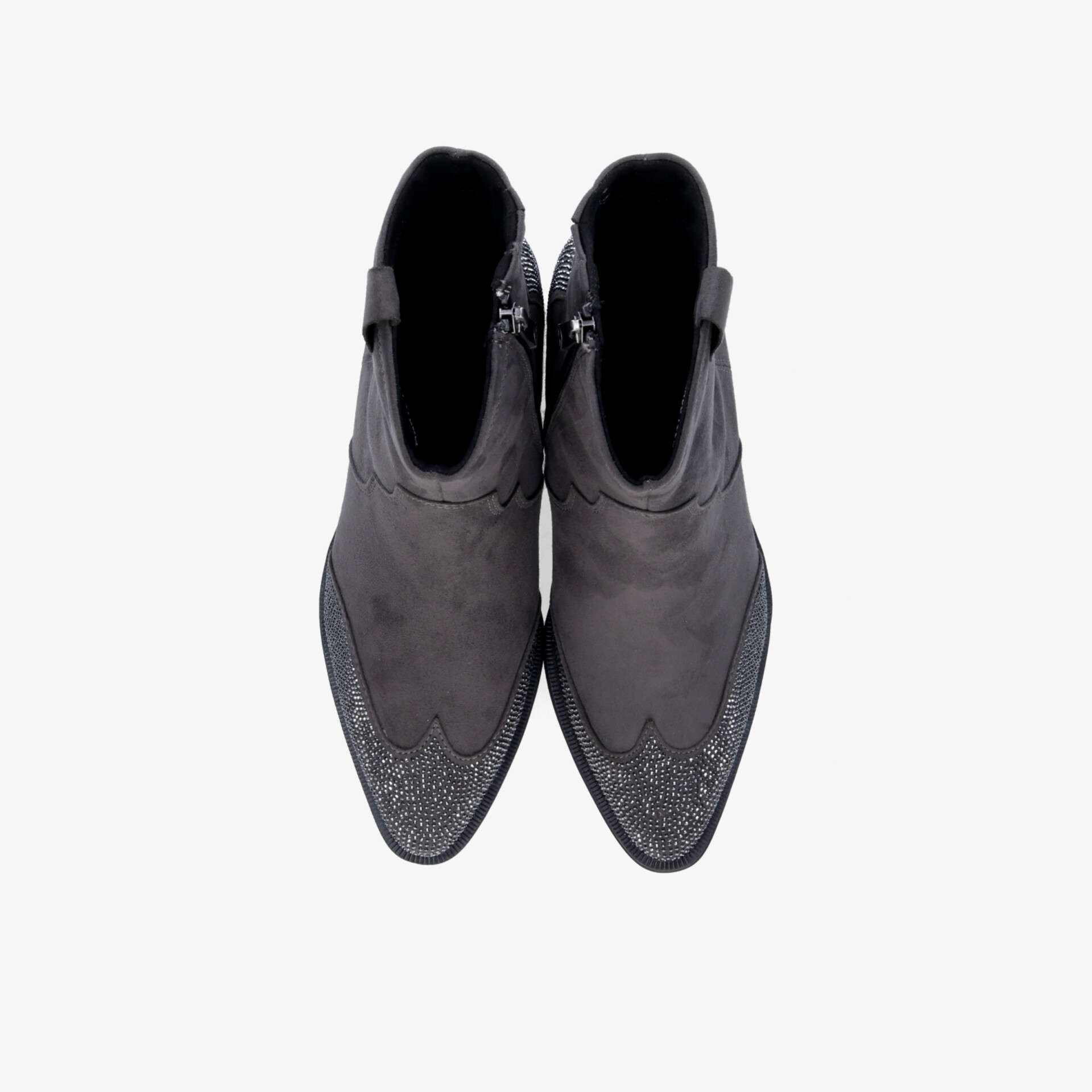 Elegante spitz zulaufende Schuhe aus feinem Leder mit hochwertiger Verarbeitung und klassischem Design