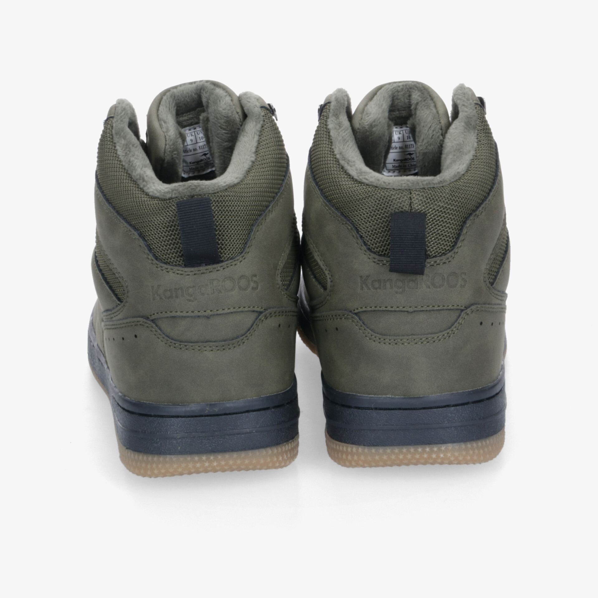 Robuste grüne Stiefel mit gepolstertem Schaft und rutschfester Sohle, ideal für sicheren Halt und Komfort