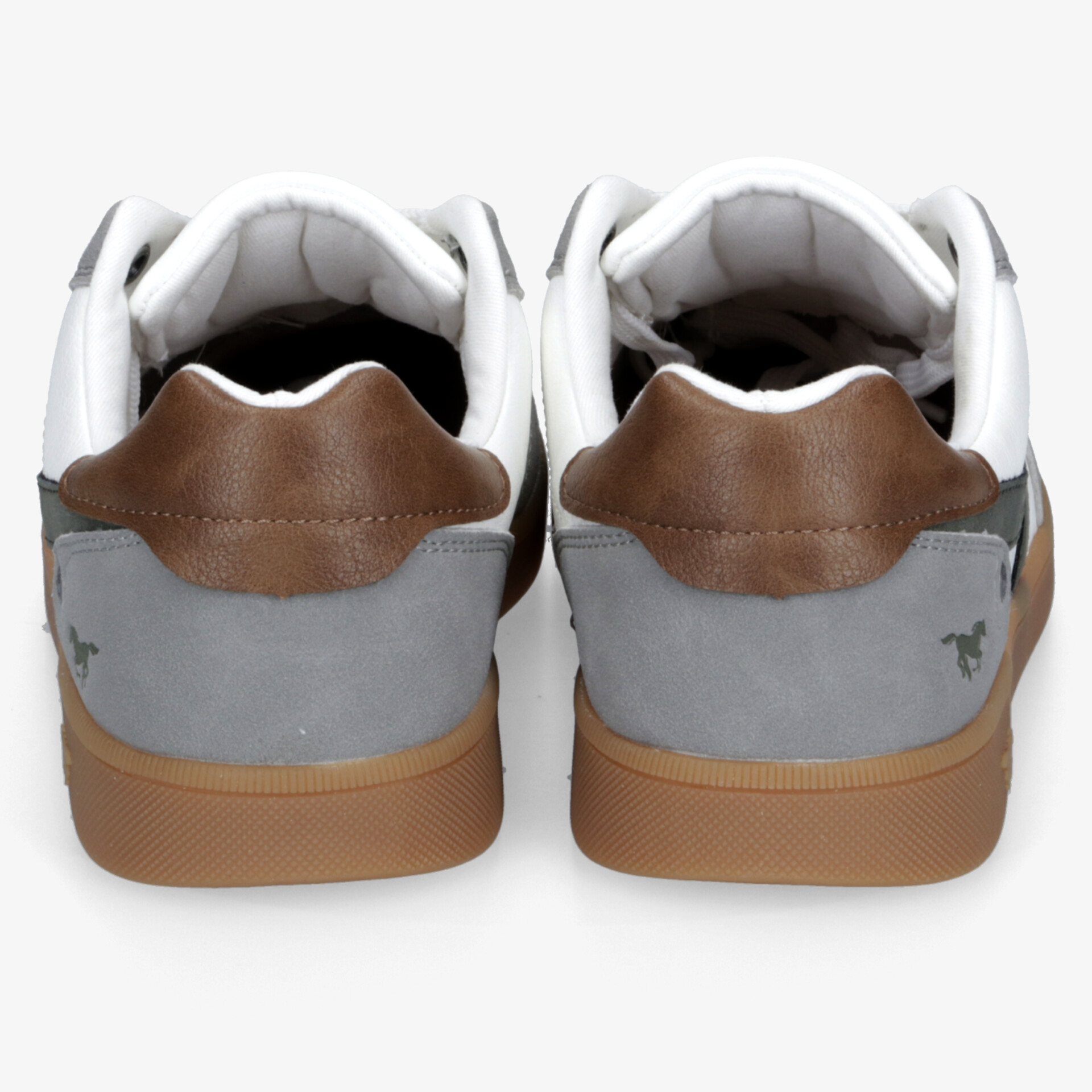 Robuste und modische Freizeitschuhe in Braun-Grau mit gepolstertem Innenfutter und rutschfester Sohle, Rückansicht