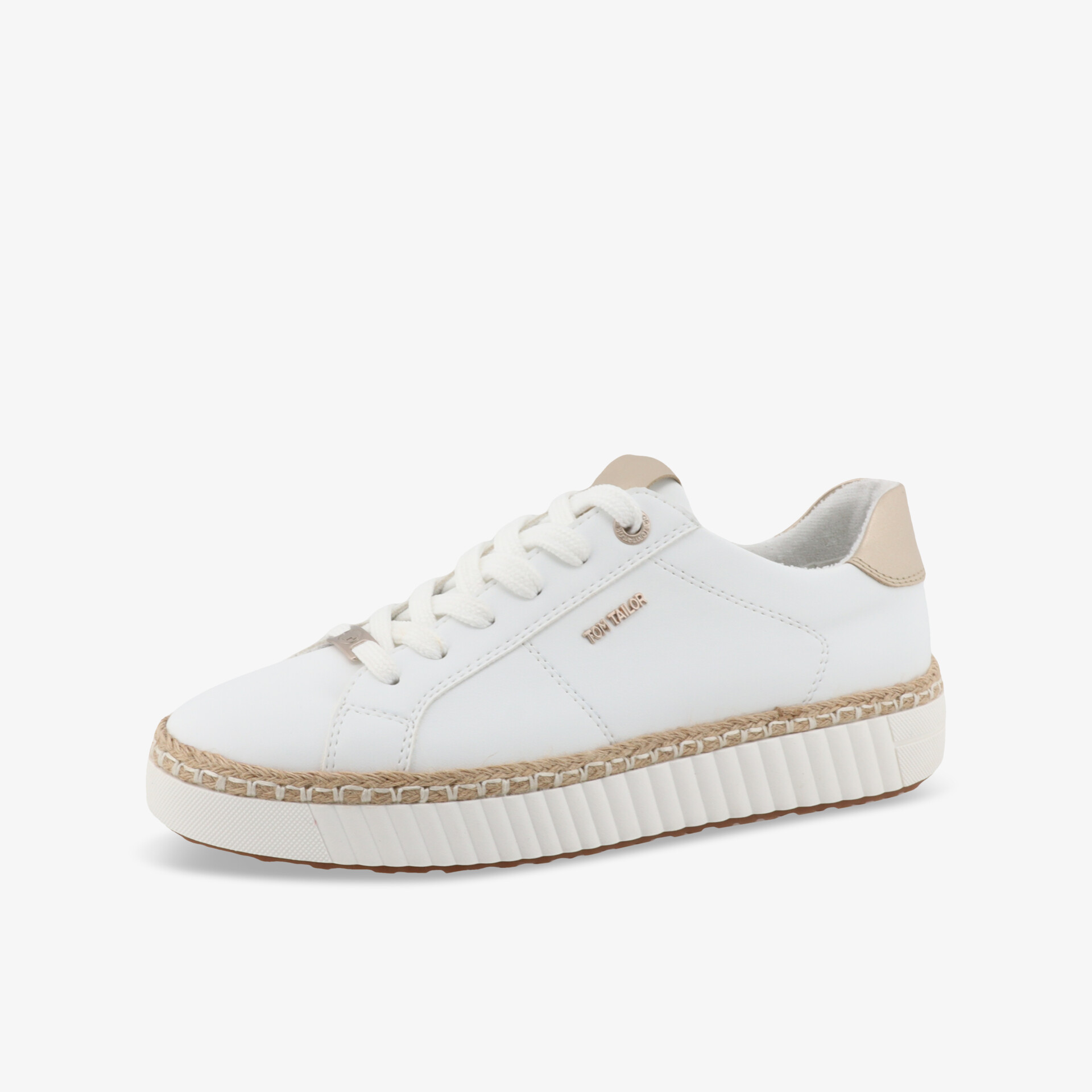 Moderner weißer Sneaker mit Plateausohle und bequemen Schnürsenkeln für sportlichen Alltag