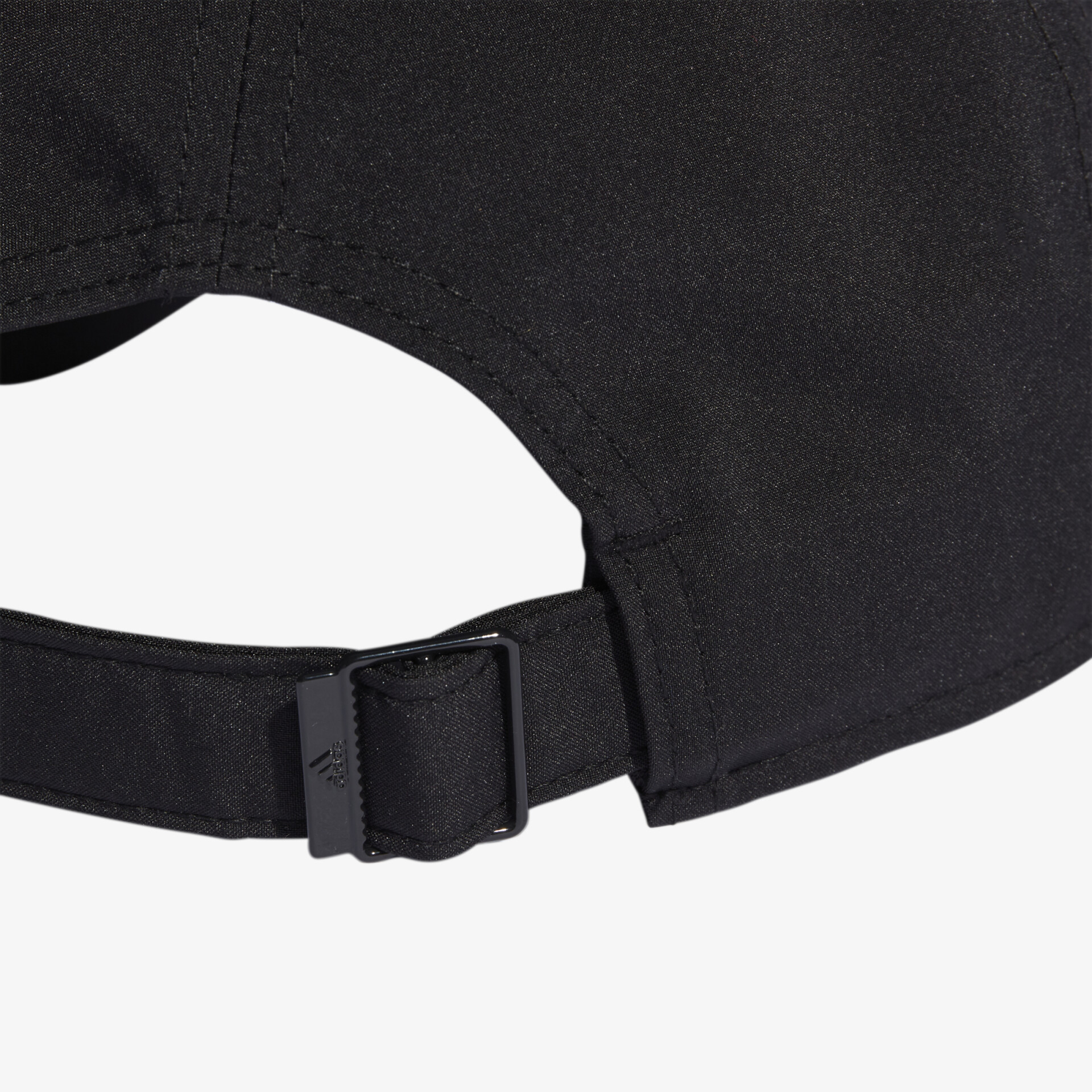 Einstellbare schwarze Kappe mit robustem Verschluss, ideal für bequemen Sitz und stilvolles Design.