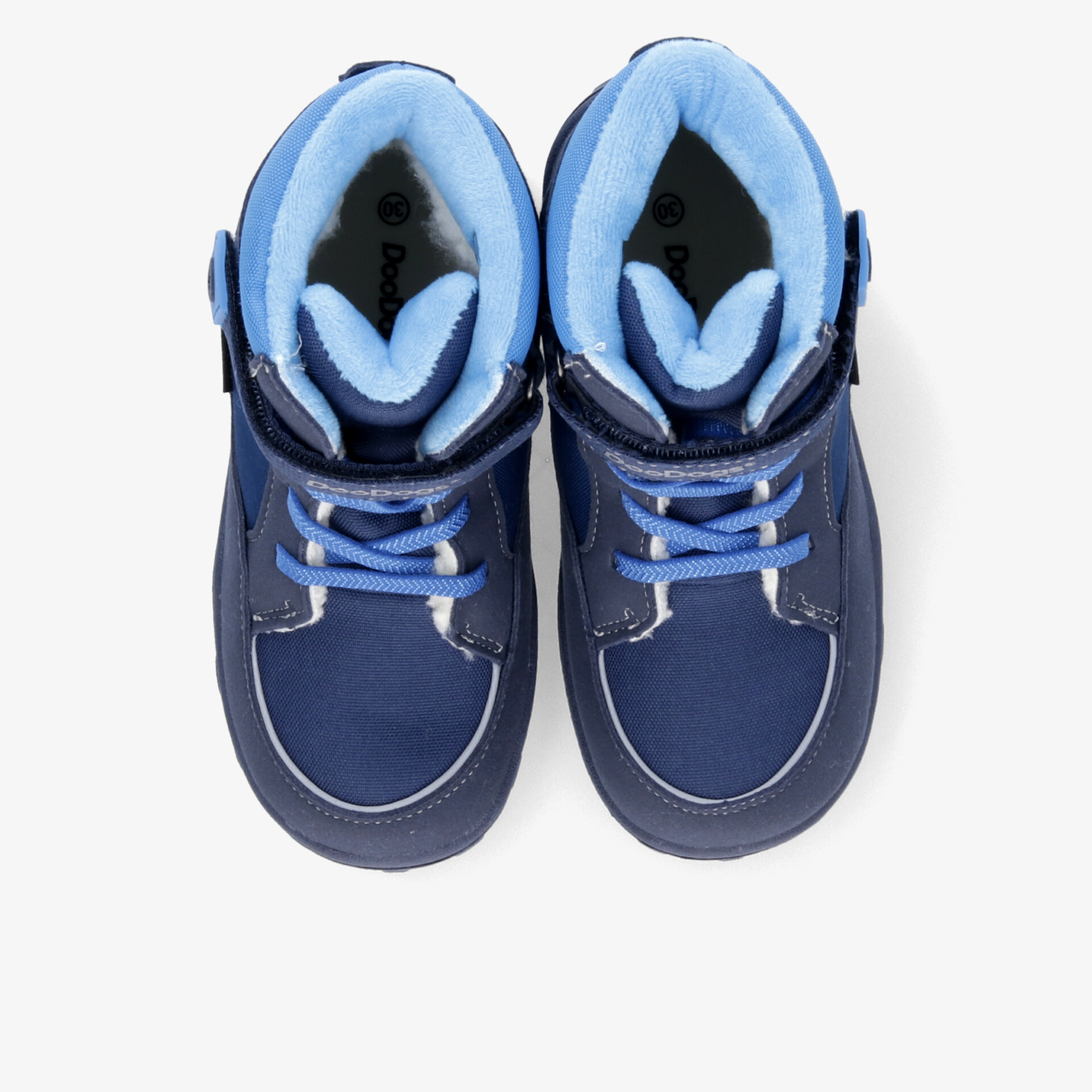 Robuste Sportschuhe in Blau mit hoher Knöchelstütze und bequemer Passform, Draufsicht auf beide Schuhe