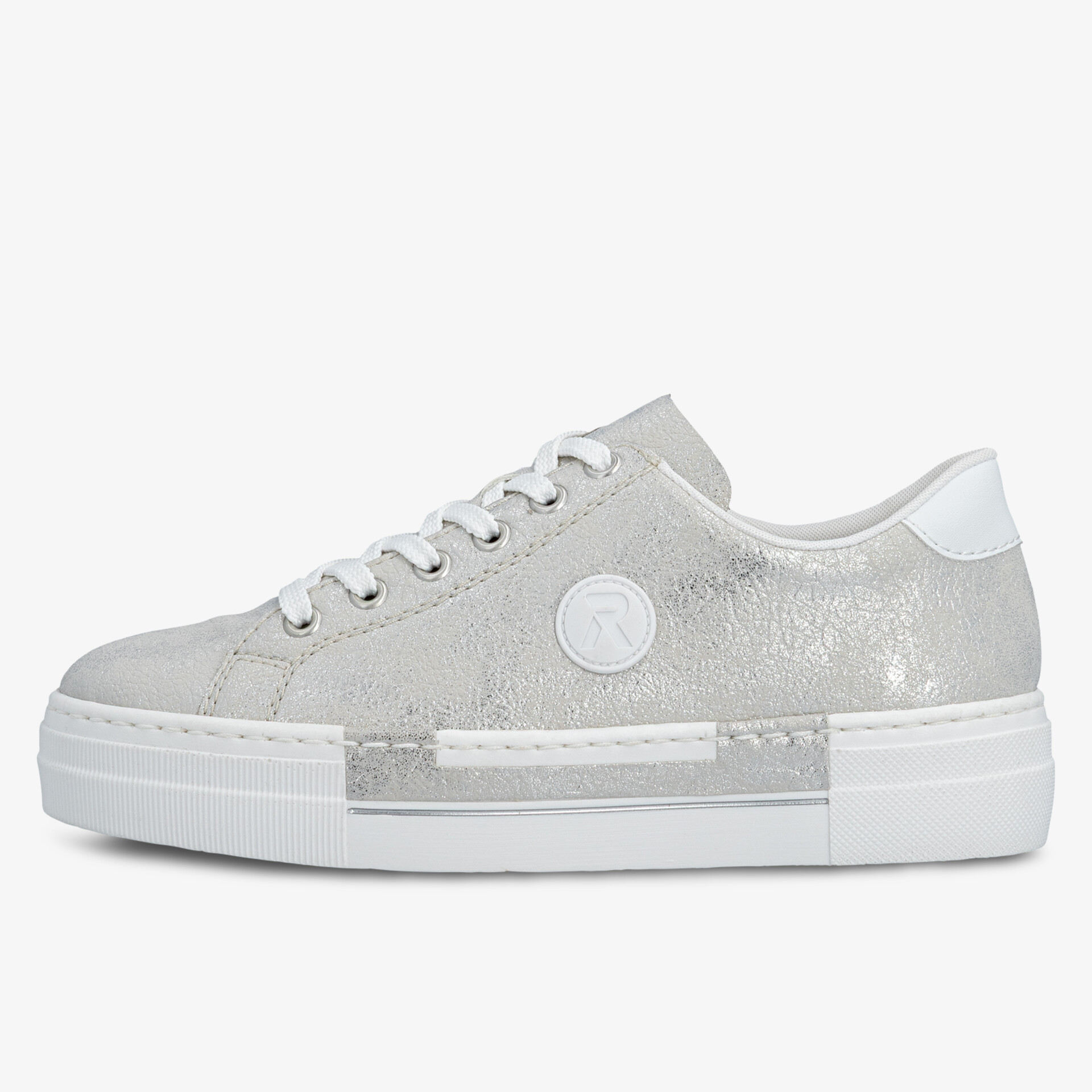 Moderner weißer Sneaker mit komfortabler Sohle und stilvollem Design für den täglichen Gebrauch.