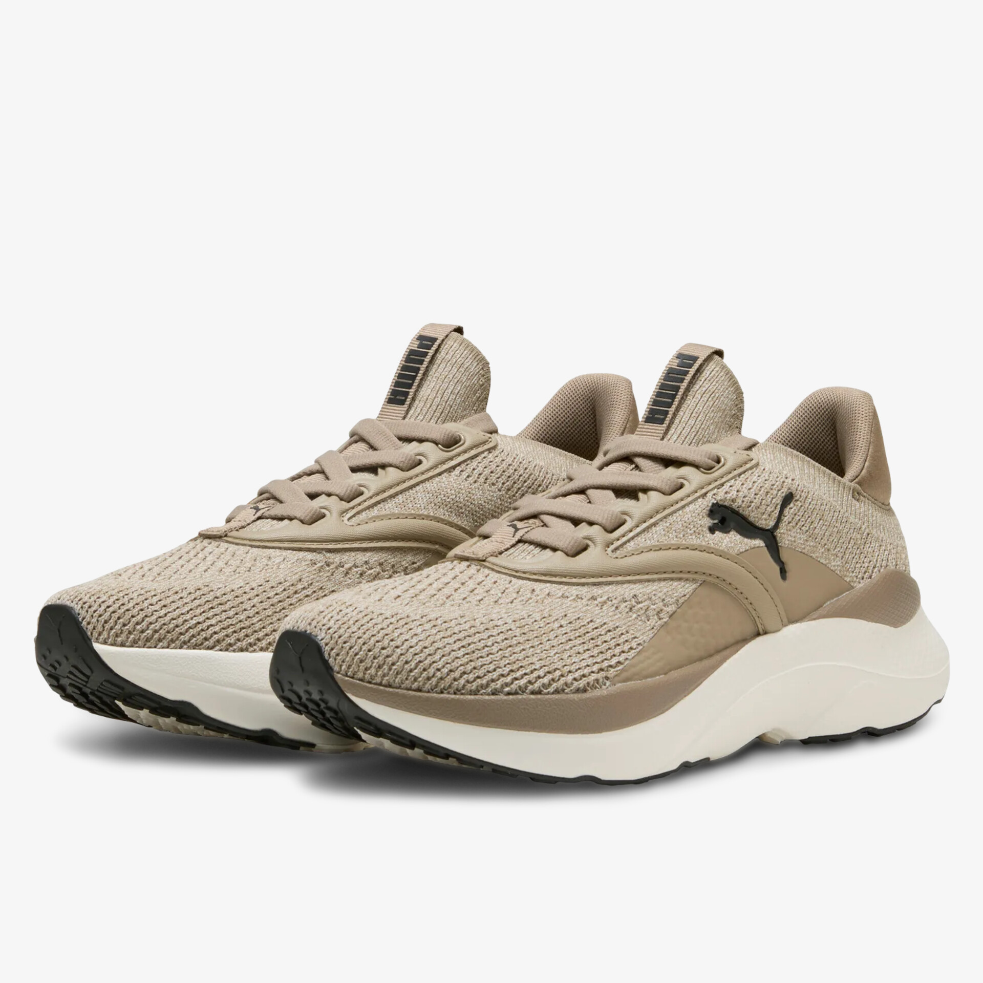 Bequeme atmungsaktive Sneaker mit leichtem Mesh-Material und sportlichem Design für Alltag und Freizeit