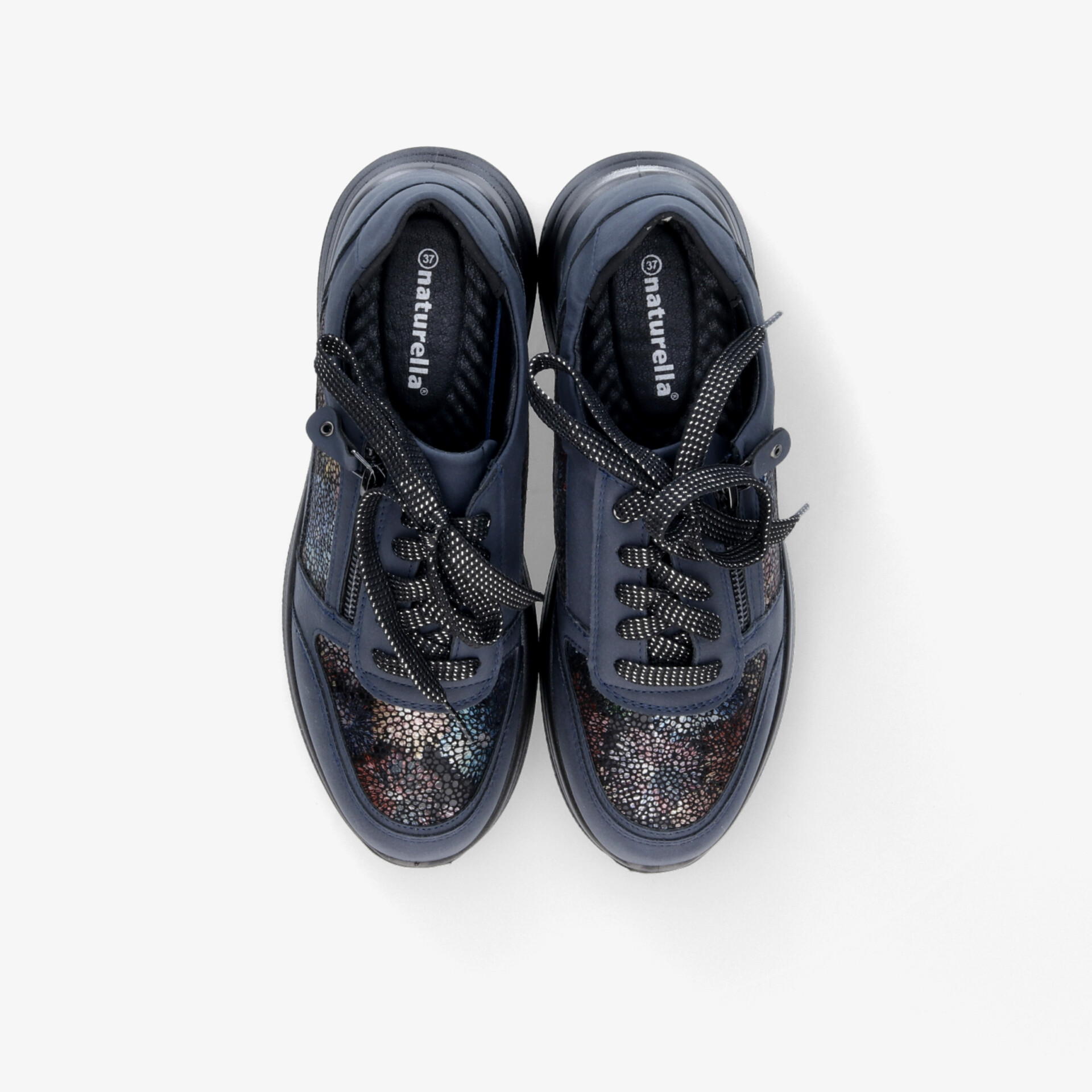 Bequeme und robuste Sportschuhe mit atmungsaktivem Material und zuverlässiger Schnürung in top Qualität