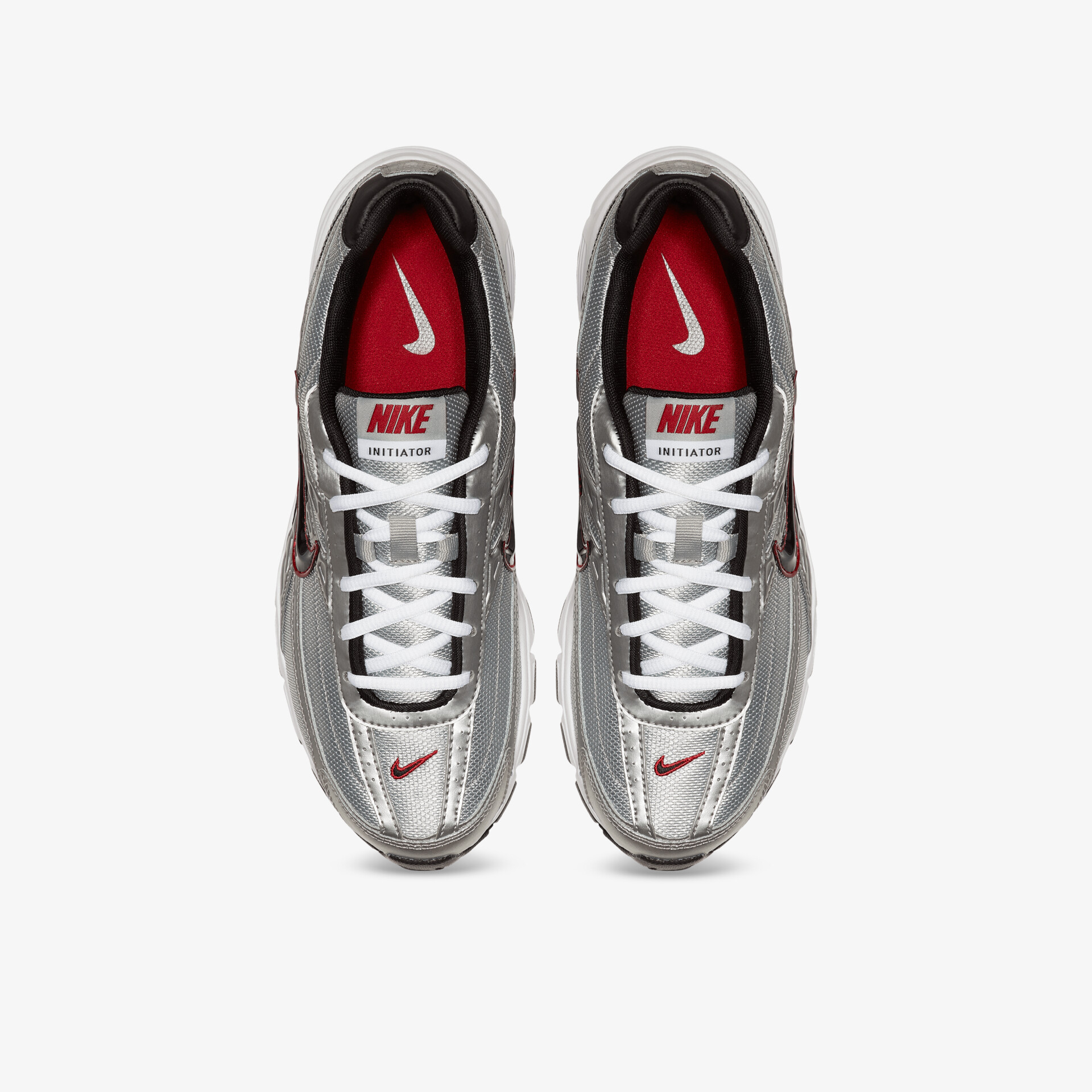 Nike Sportschuhe in Draufsicht mit weißer Schnürung, stilvollem Design und hohem Tragekomfort