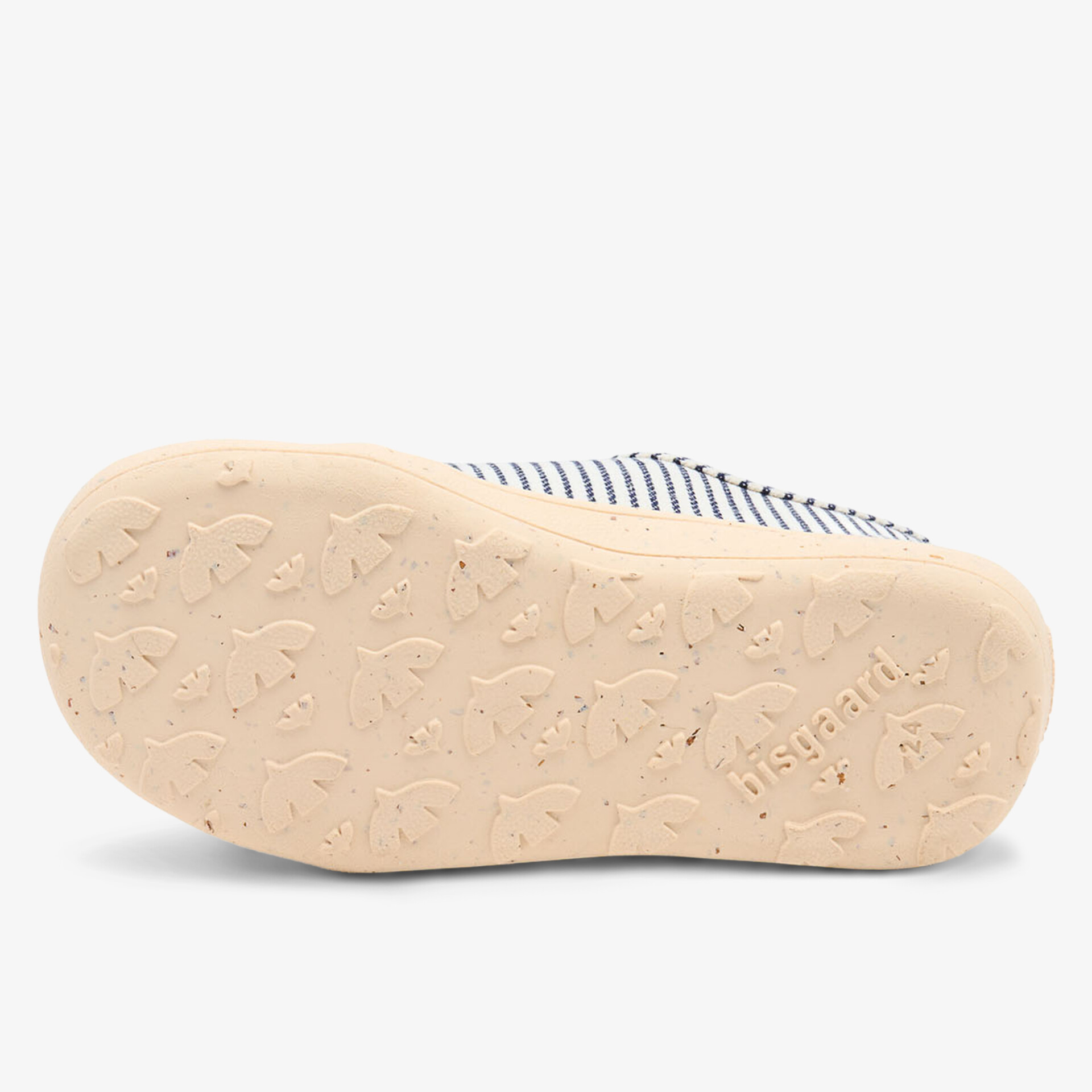 Hochwertige Sohle mit rutschfestem Design für maximalen Komfort und Langlebigkeit.