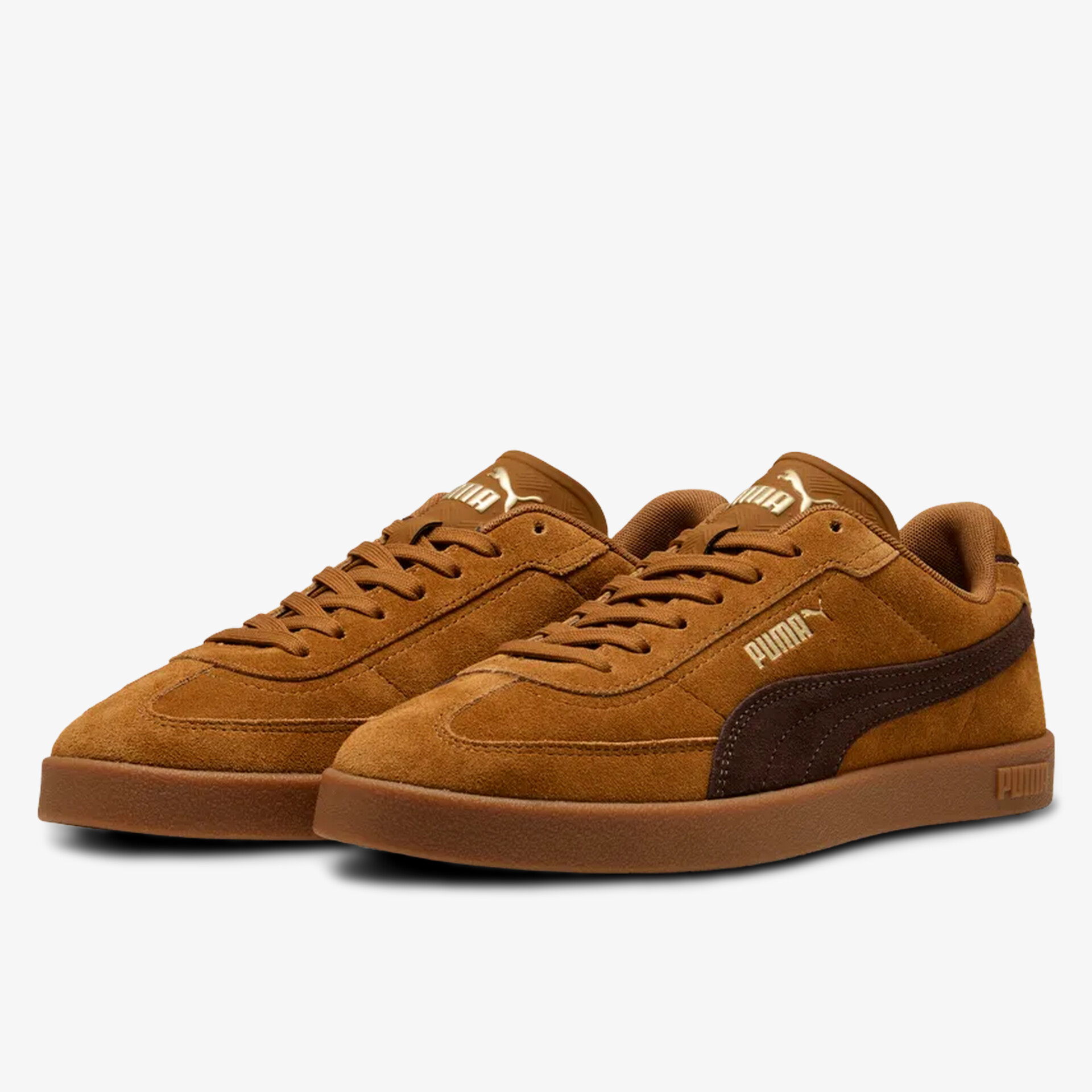 Bequeme braune Wildleder-Sneaker mit flacher Sohle und dezenter Puma-Branding-Detailansicht