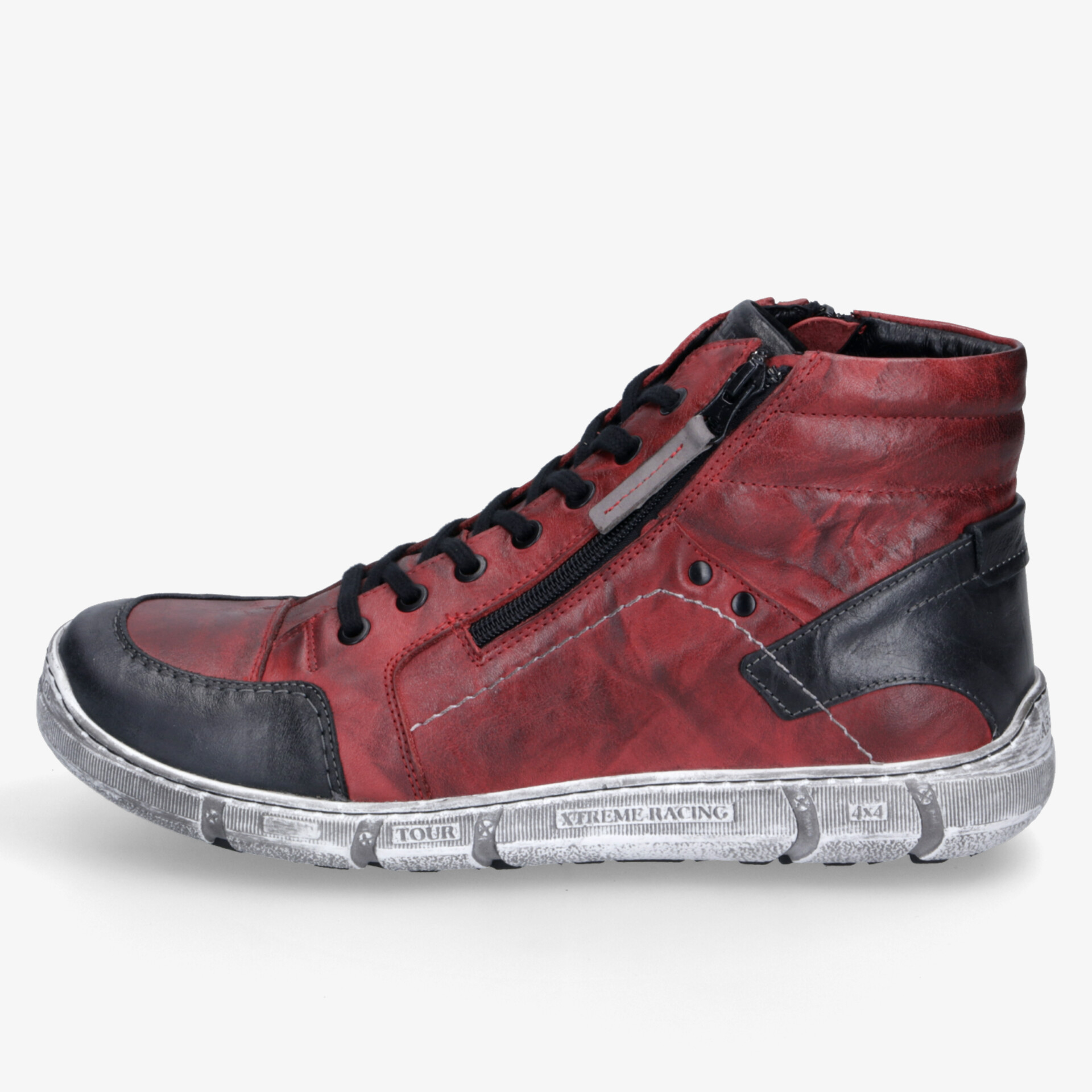 Seitliche Ansicht eines roten Sneakers mit seitlichem Reißverschluss, robuster Struktur und moderner, bequemer Passform