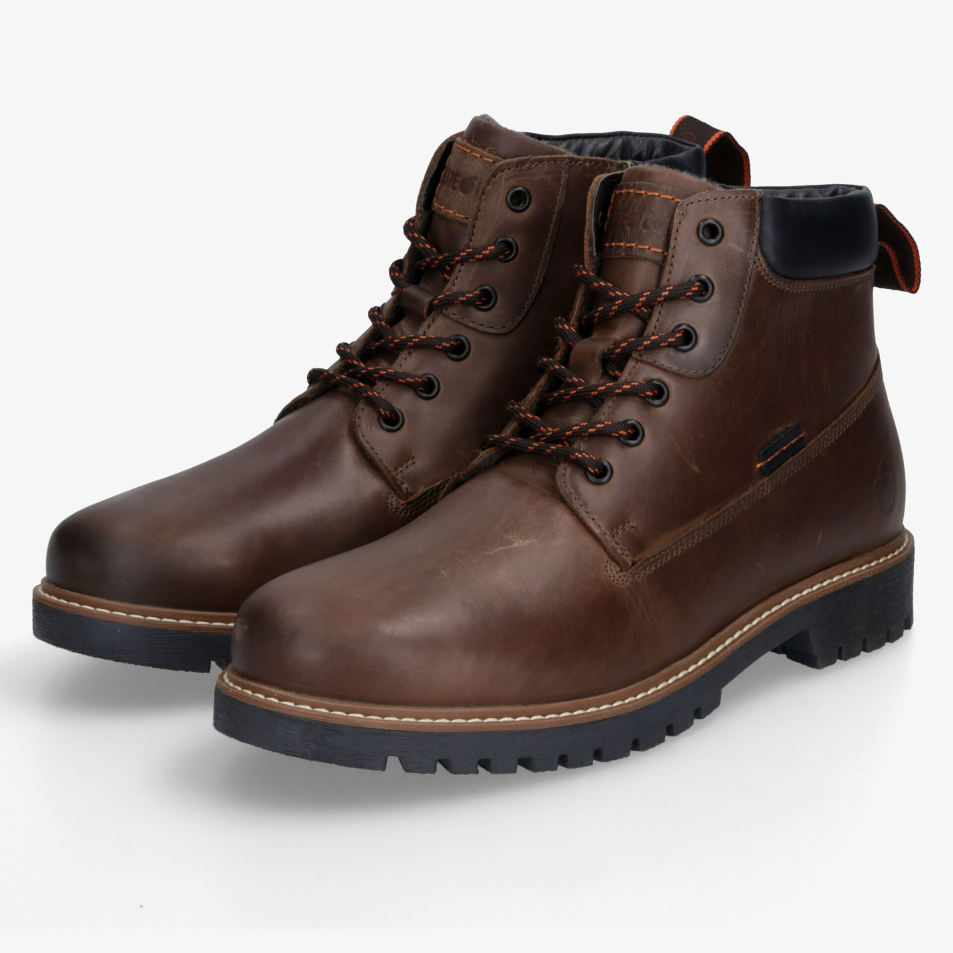 Robuster Lederstiefel mit wasserdichter Oberfläche und rutschfester Sohle für optimalen Komfort.