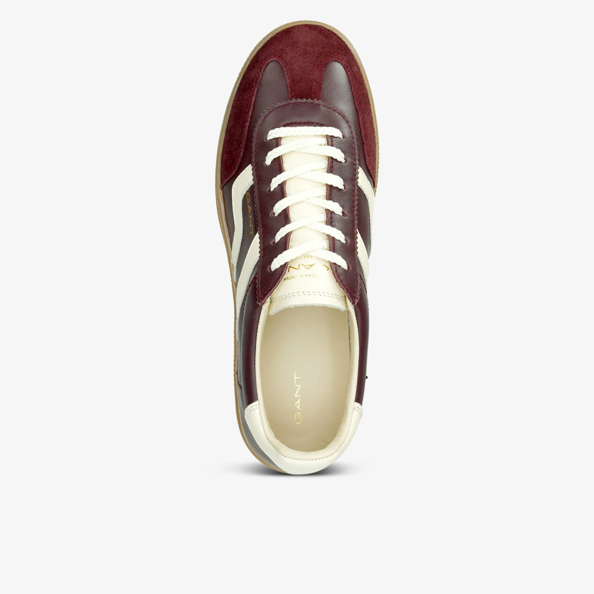 Draufsicht auf eleganten Schuh mit kontrastfarbener Schnürung und hochwertigem, strapazierfähigem Material