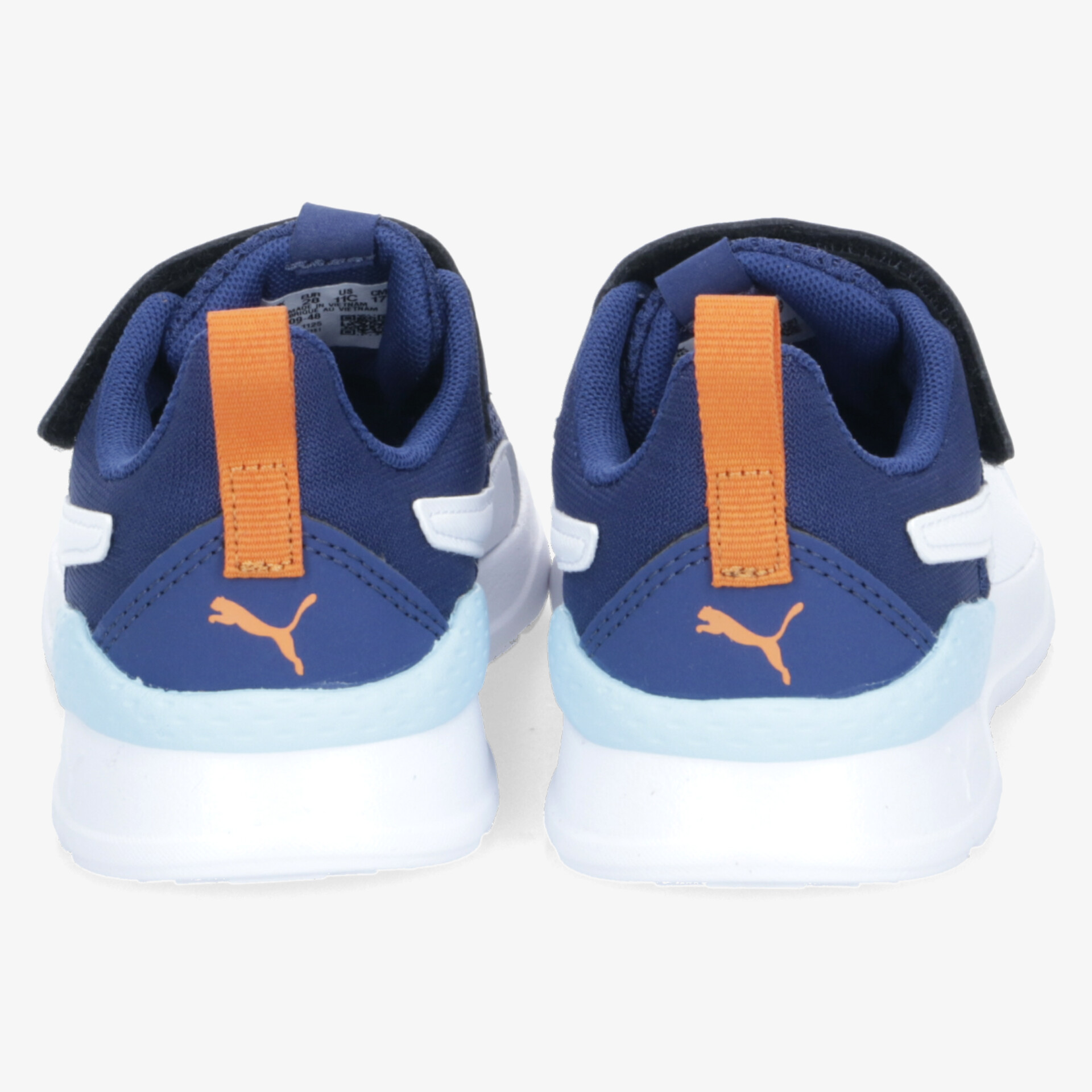 Leichte und bequeme Sportschuhe in Blau mit orangefarbenen Details und flexibler Sohle, Rückseite sichtbar