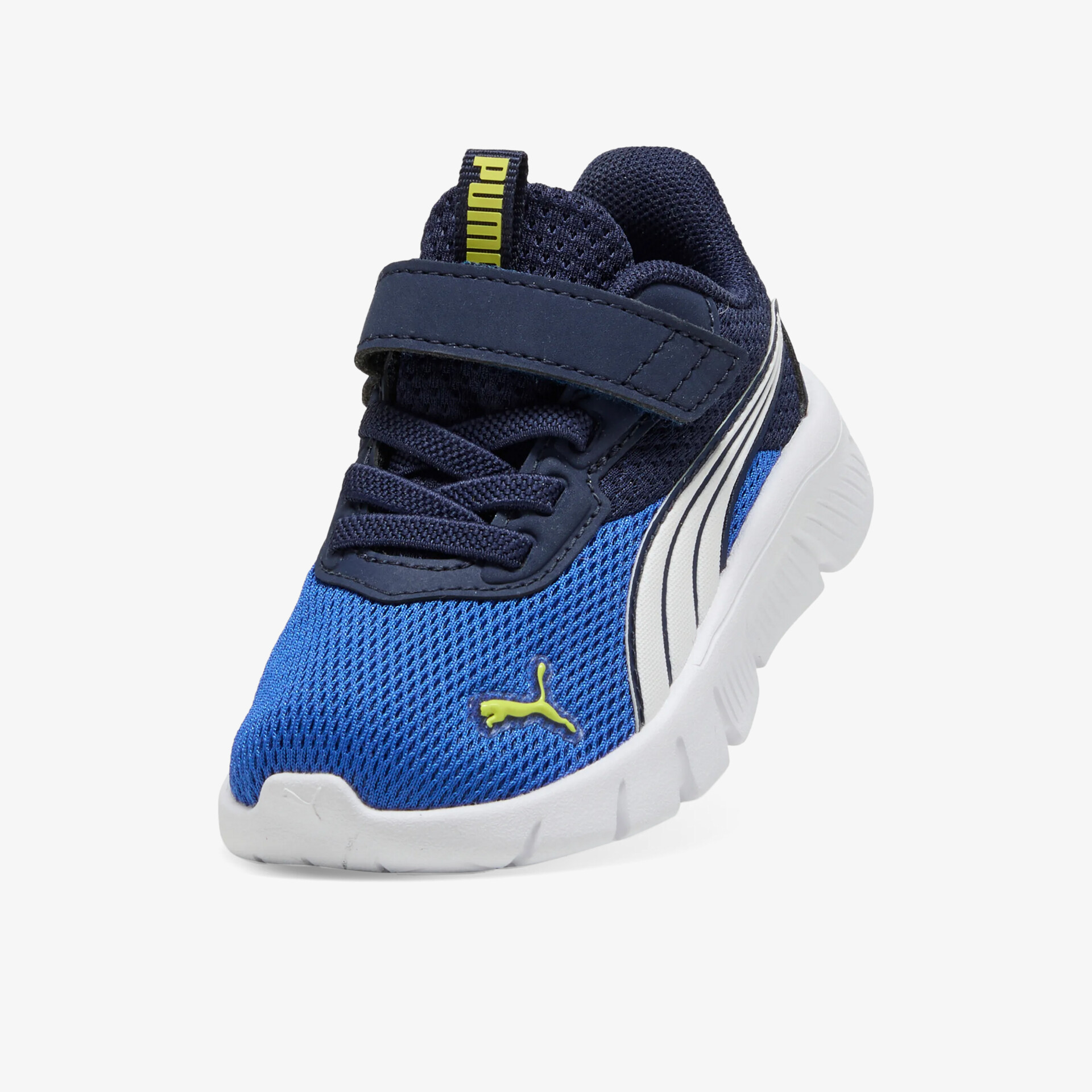 Leichter, atmungsaktiver Sportschuh mit flexibler Sohle und stützendem Klettverschluss für optimalen Komfort