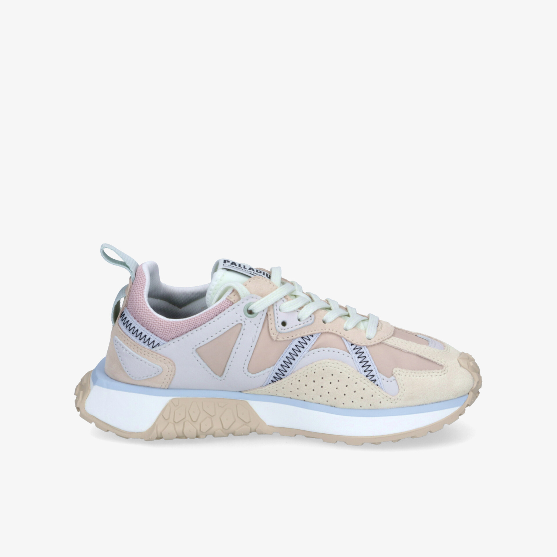 Moderner leichter Sneaker mit atmungsaktivem Material und bequemer Passform für vielseitigen Freizeitgebrauch