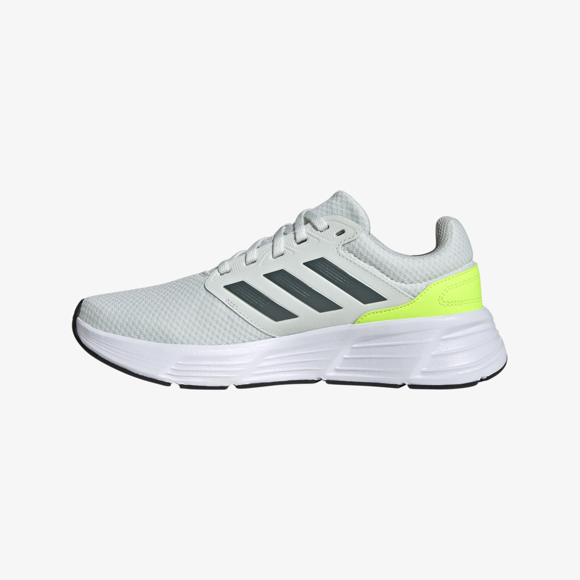 Leichter, atmungsaktiver Laufschuh mit modernem Design und auffälligem Farbakzent. Ideal für sportliche Aktivitäten.