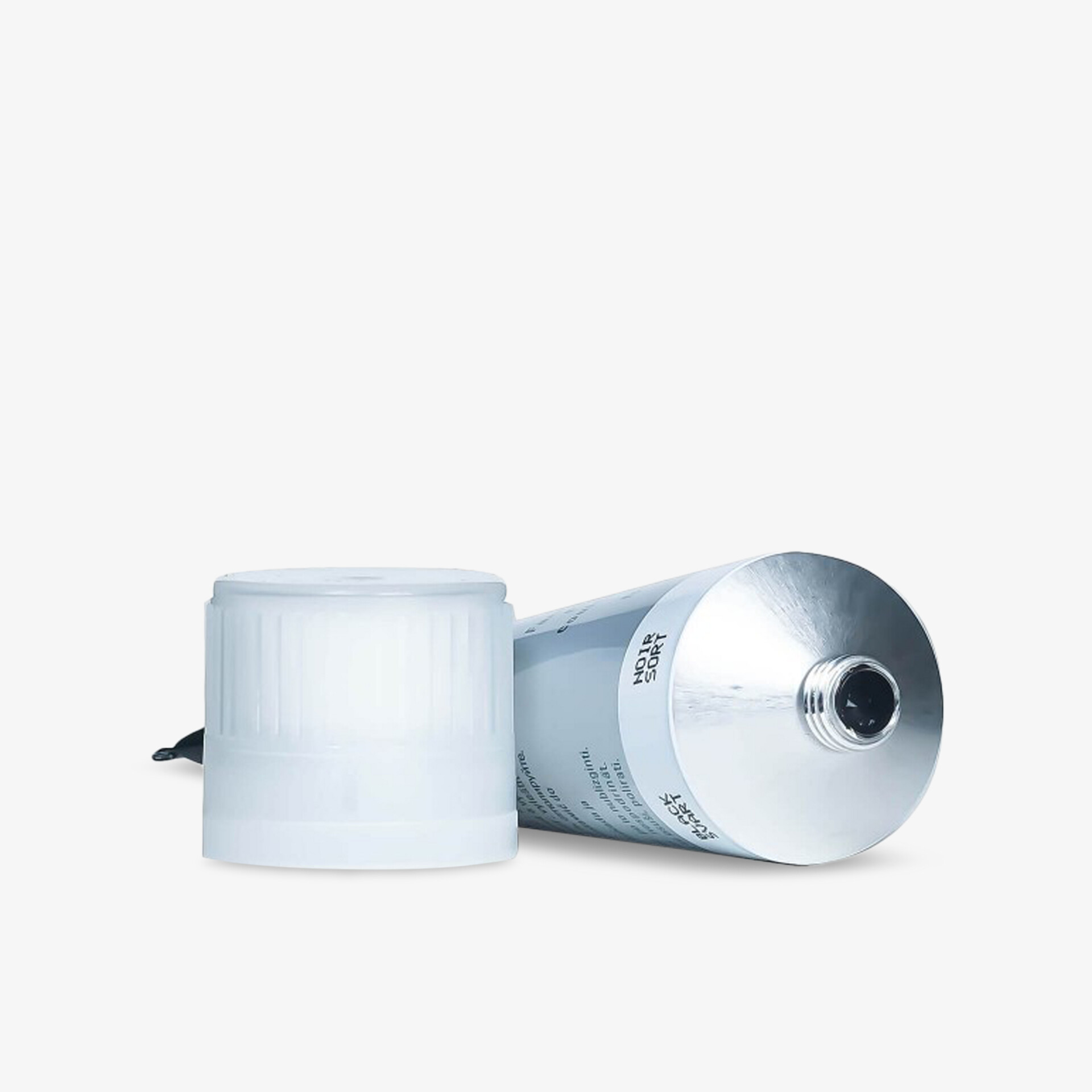 Effektive Feuchtigkeitscreme in stilvoller Tube, perfekt für die tägliche Hautpflege und intensive Hydration.