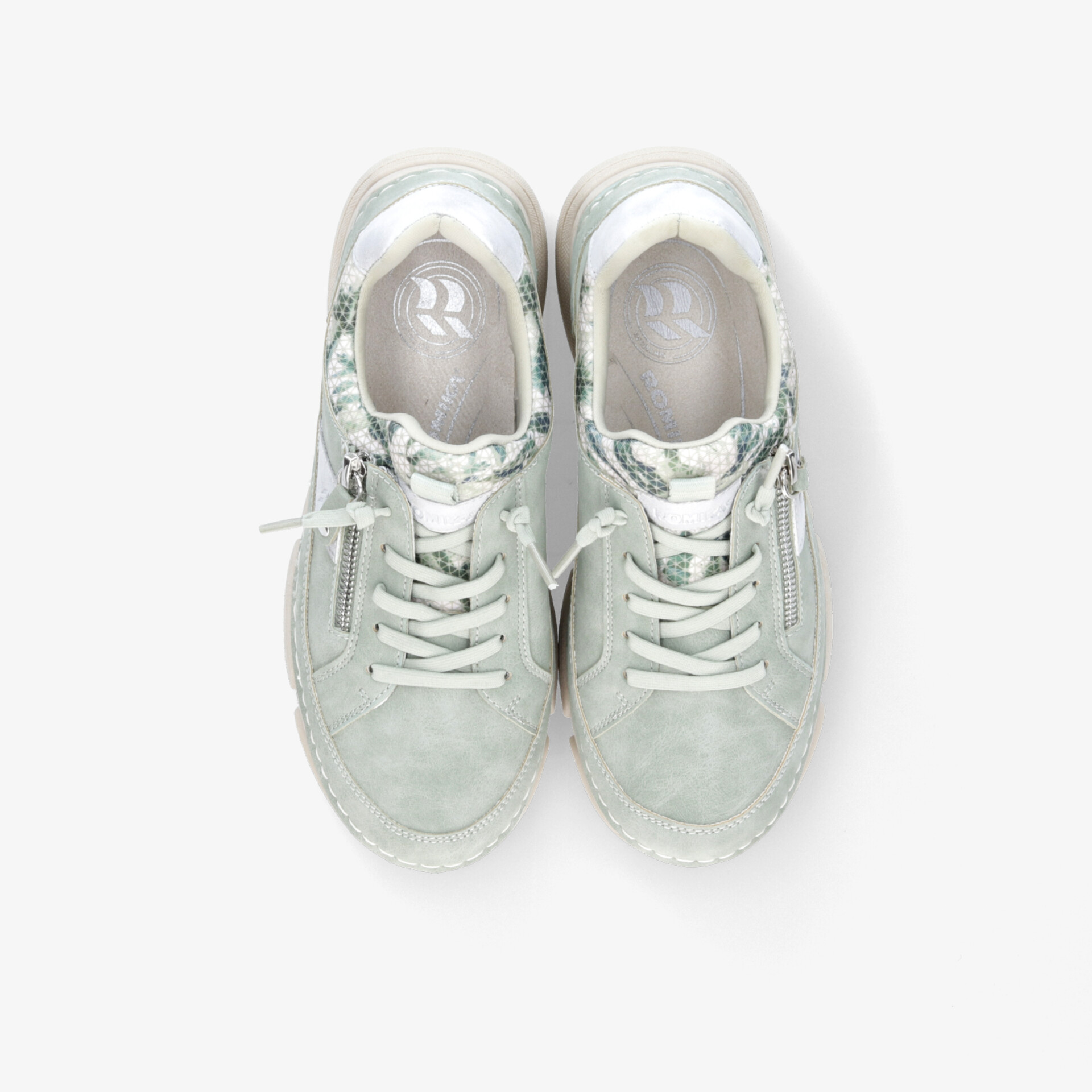 Hochwertige, bequeme und sportliche Sneaker im Paar mit schnürsenkeln, modernem Design und robuster Verarbeitung