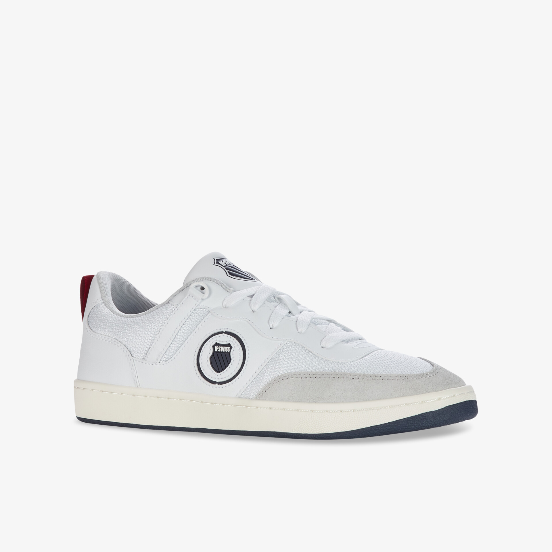 Moderner weißer Sneaker mit seitlichem Logo-Detail und stilvollem Design für ultimativen Komfort.