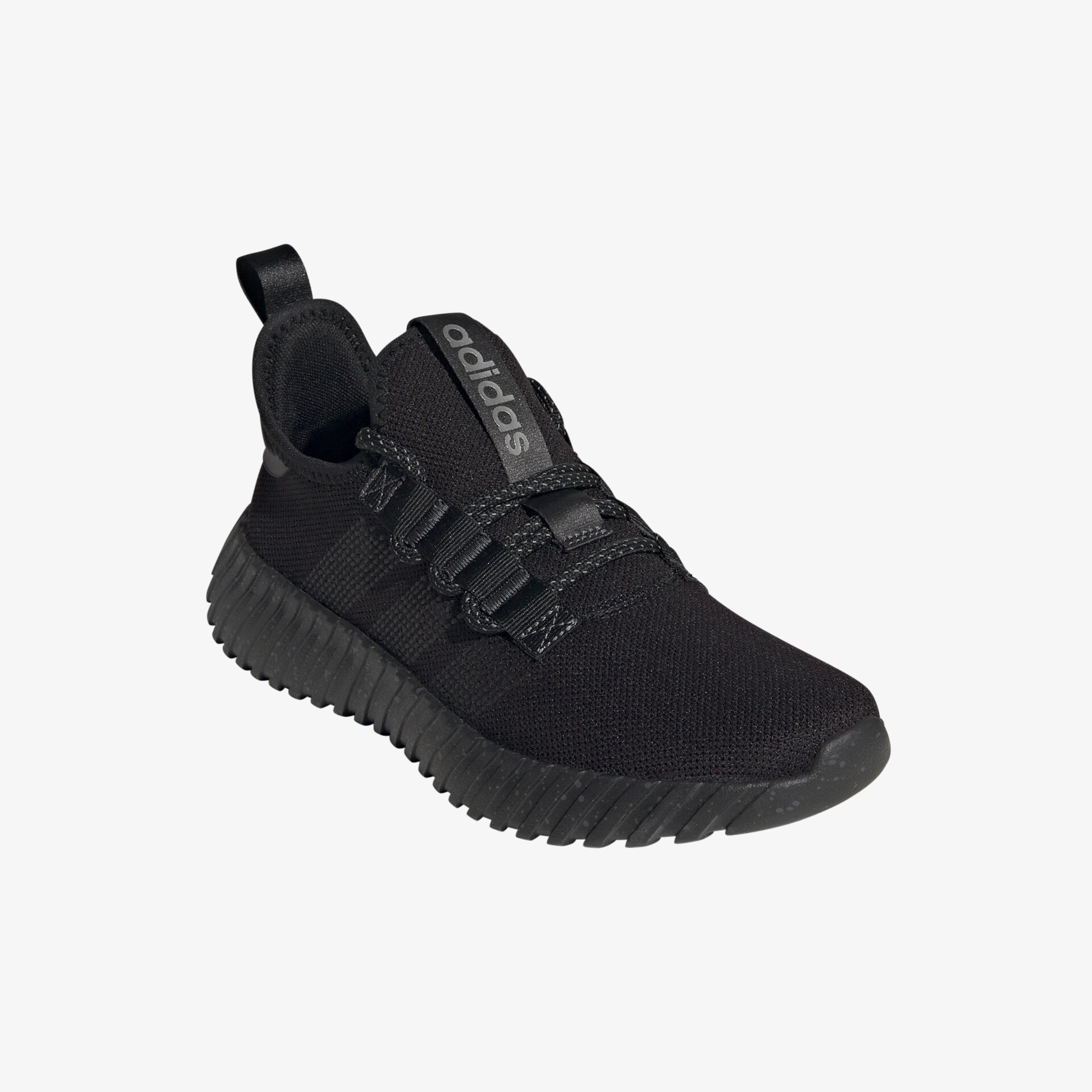 Bequemer, leichter schwarzer Sneaker mit rutschfester Sohle und modernem Design, ideal für sportliche Aktivitäten.