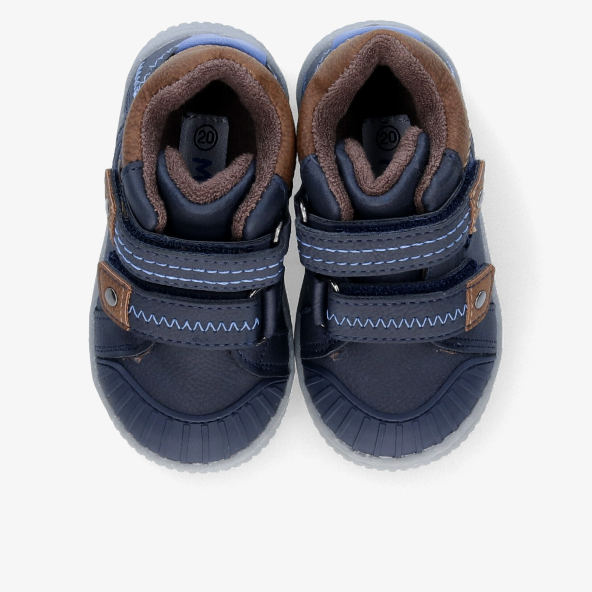 Dunkelblaue Kinderschuhe mit Klettverschluss und rutschfester flexibler Sohle im Paar, robust und bequem