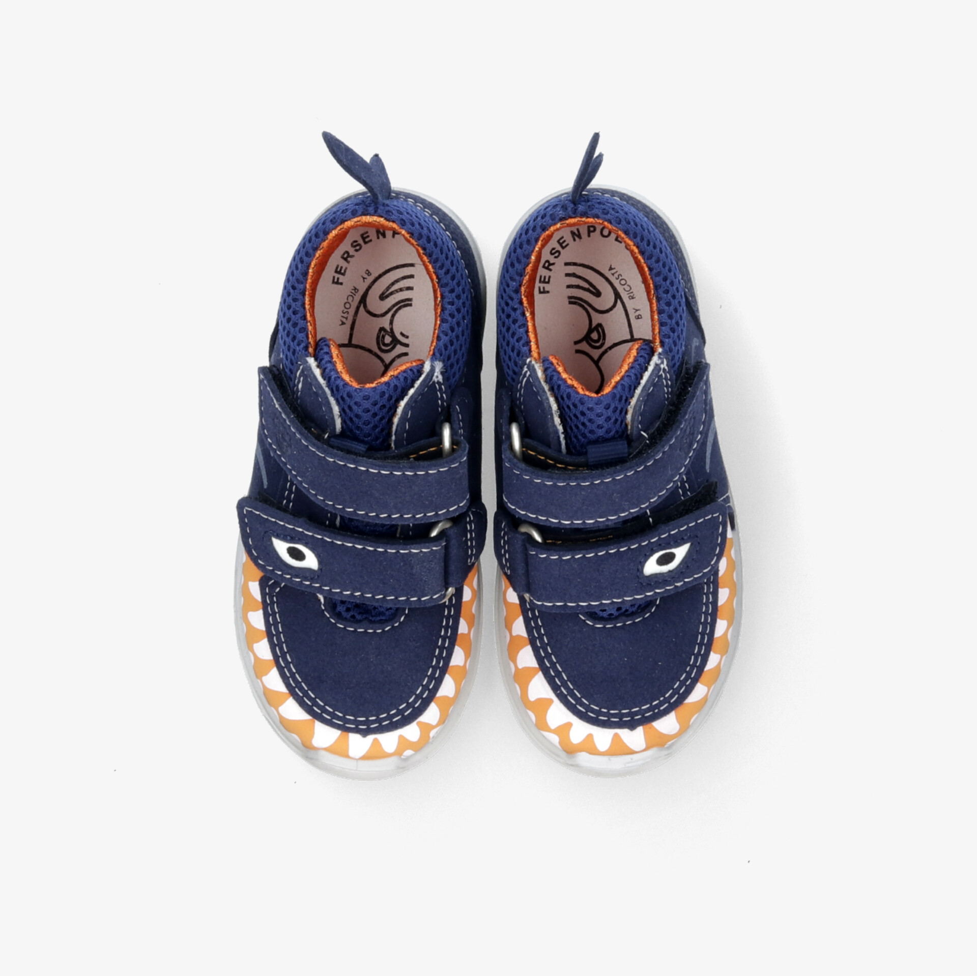 Blaue Kinderschuhe mit Klettverschluss, bequeme und robuste Sohlen, ideal für Alltag und Spielzeit.