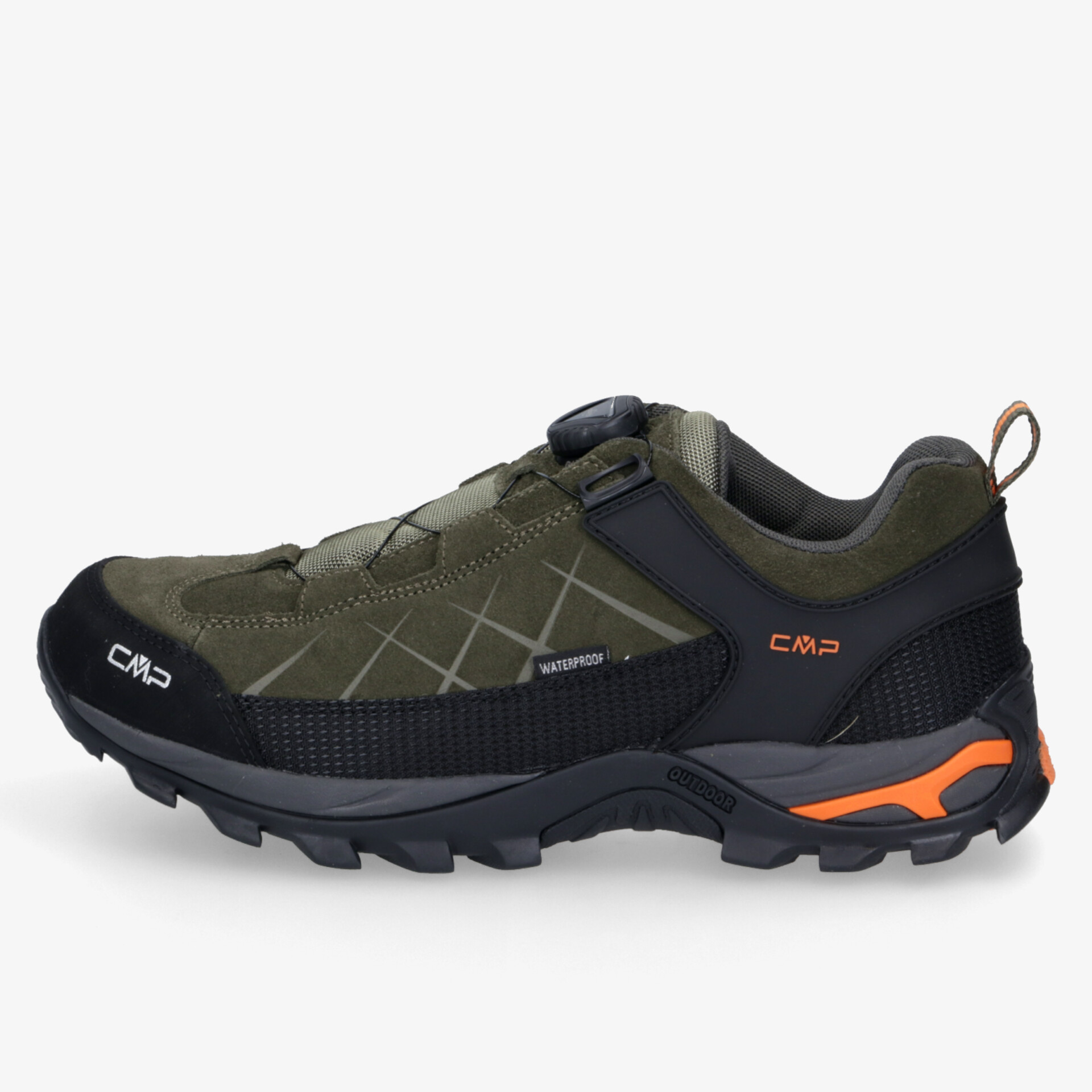 Robuster und atmungsaktiver Outdoor-Schuh mit rutschfester Profilsohle für sicheren Halt und hohen Tragekomfort
