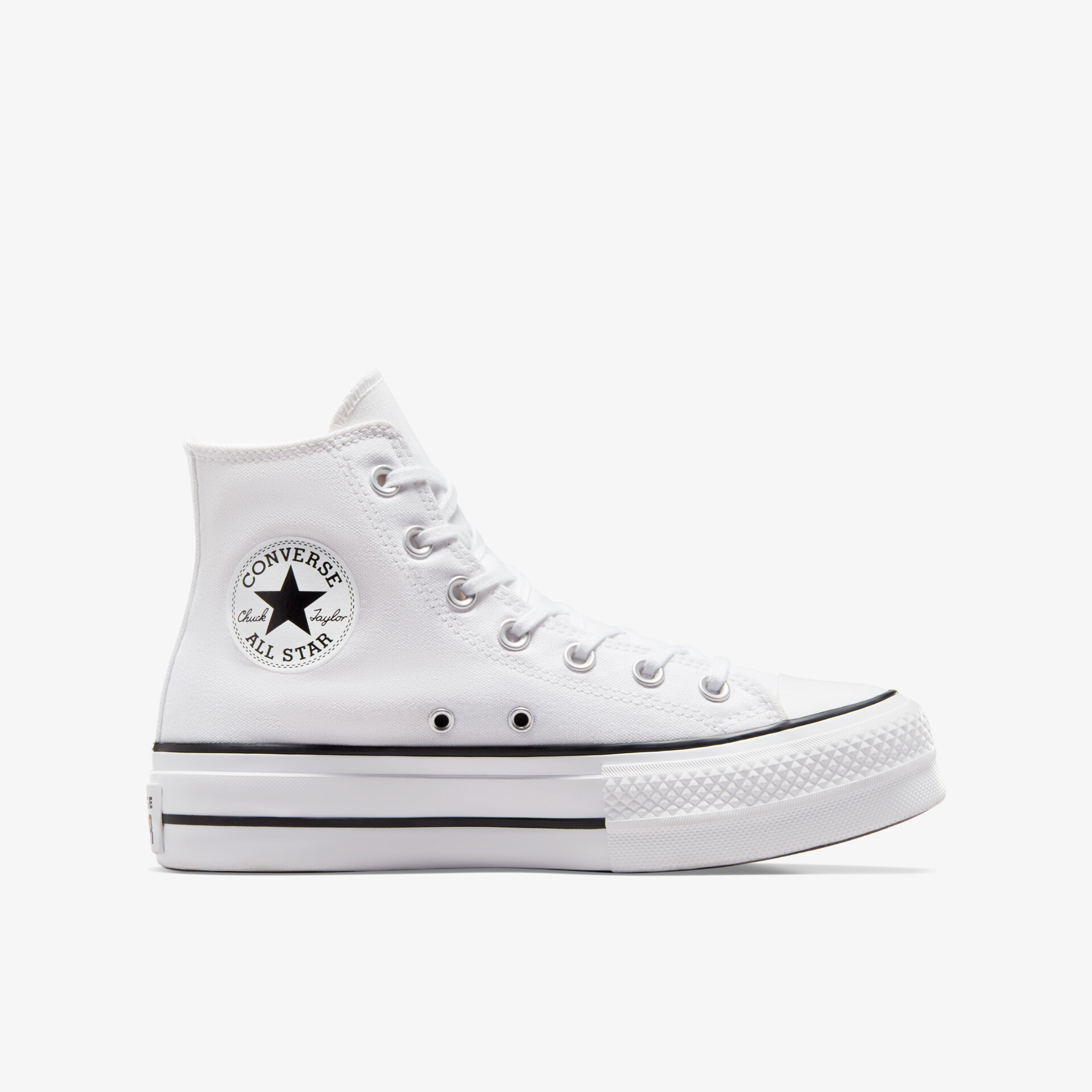 Weiße High-Top Sneaker mit robuster Gummisohle und klassischer Schnürung in klarer Seitenansicht