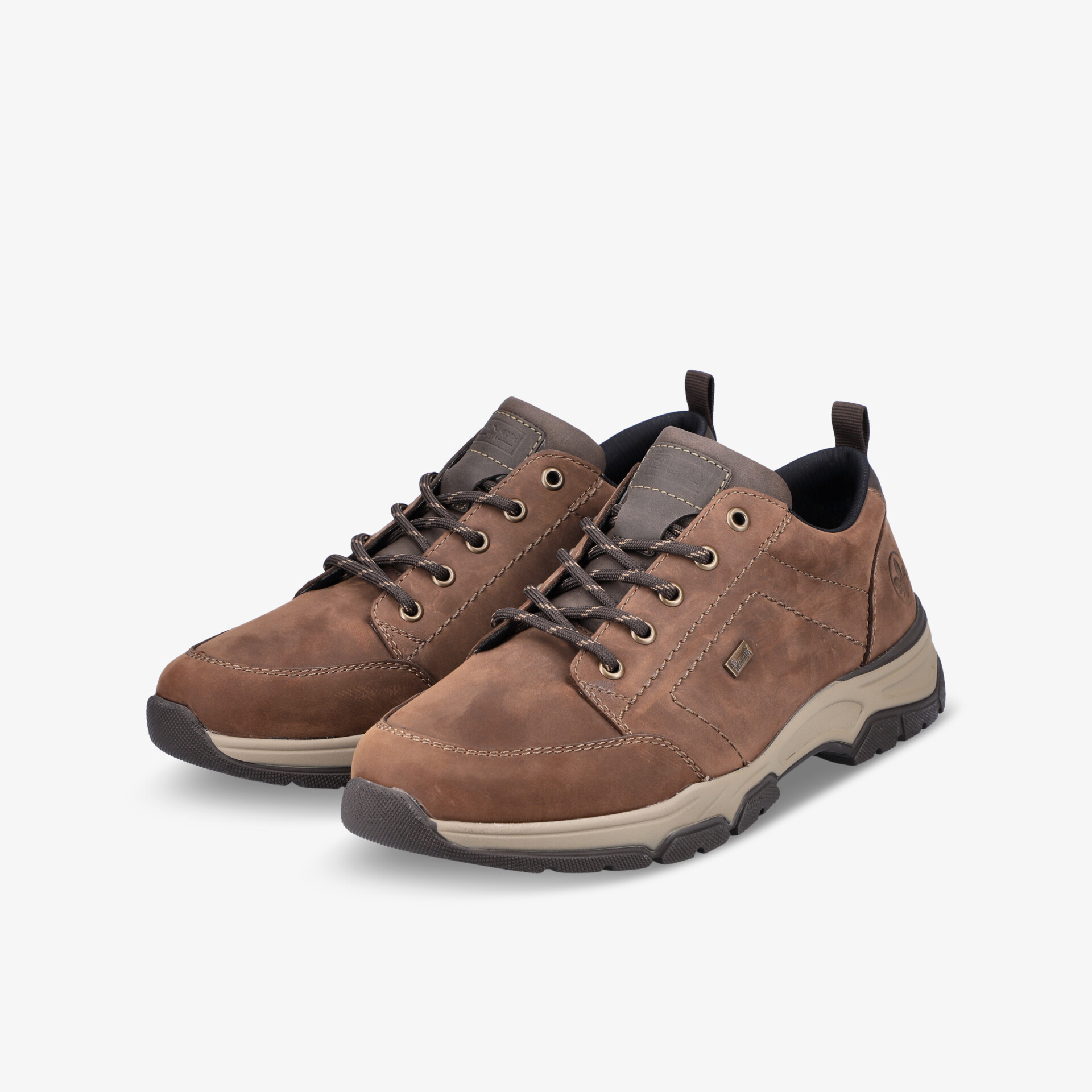 robuste braune Schuhe mit Schnürung und profilierter Sohle für aktiven und angenehmen Tragekomfort