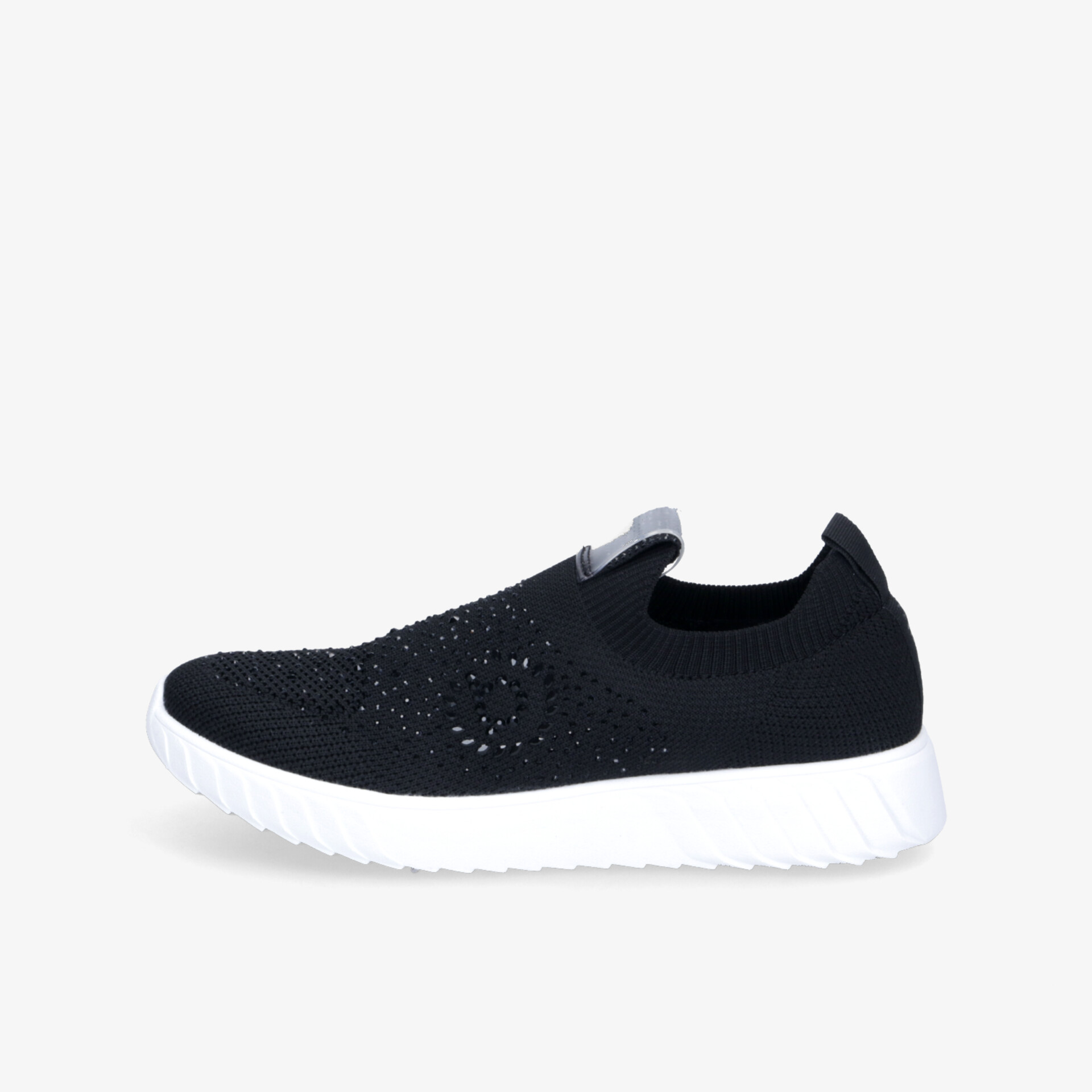 Leichter, atmungsaktiver Sneaker mit flexibler, rutschfester Sohle und elastischem Einstieg seitlich dargestellt