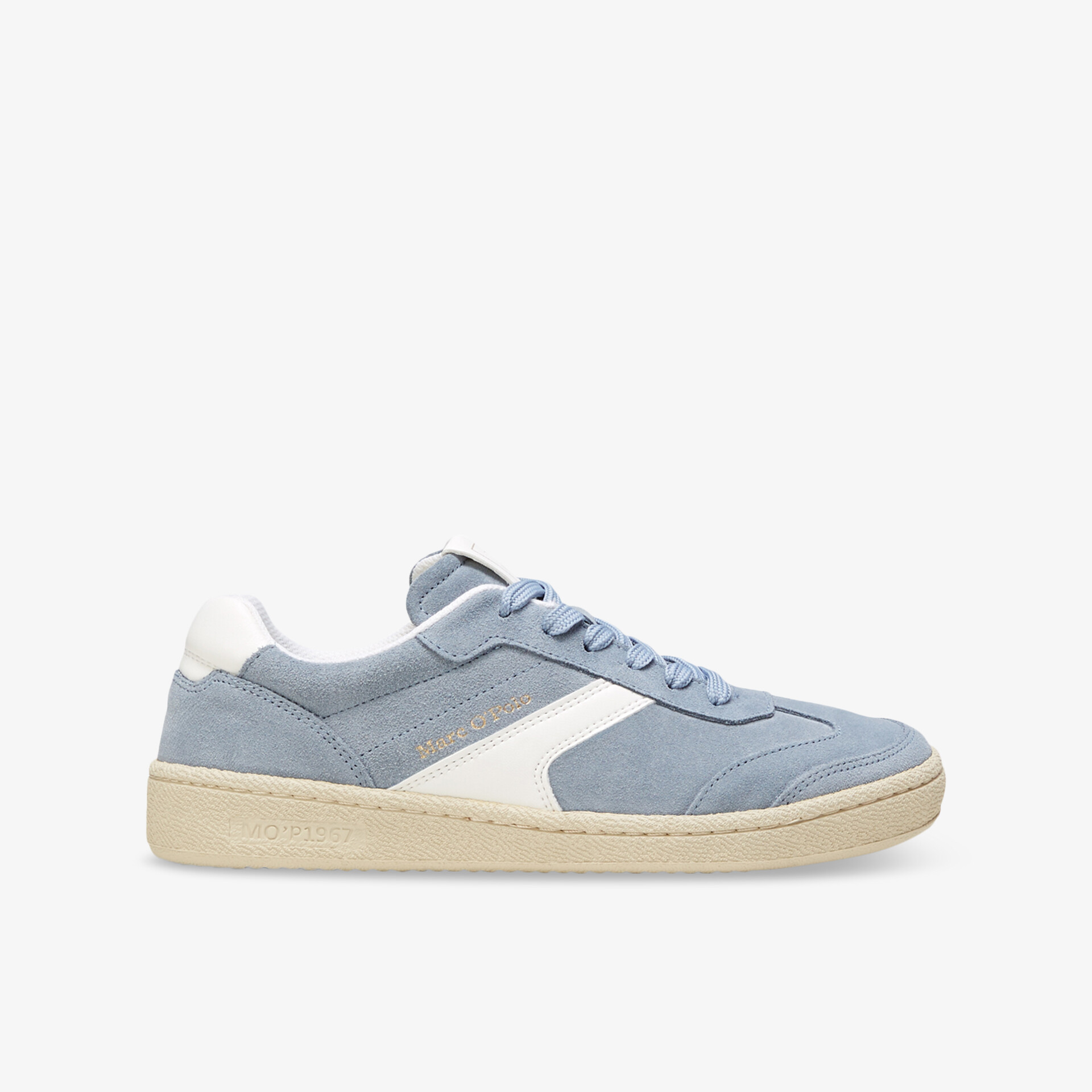 leichter blauer Sneaker mit robuster Sohle und atmungsaktivem Material in klarer Seitenansicht