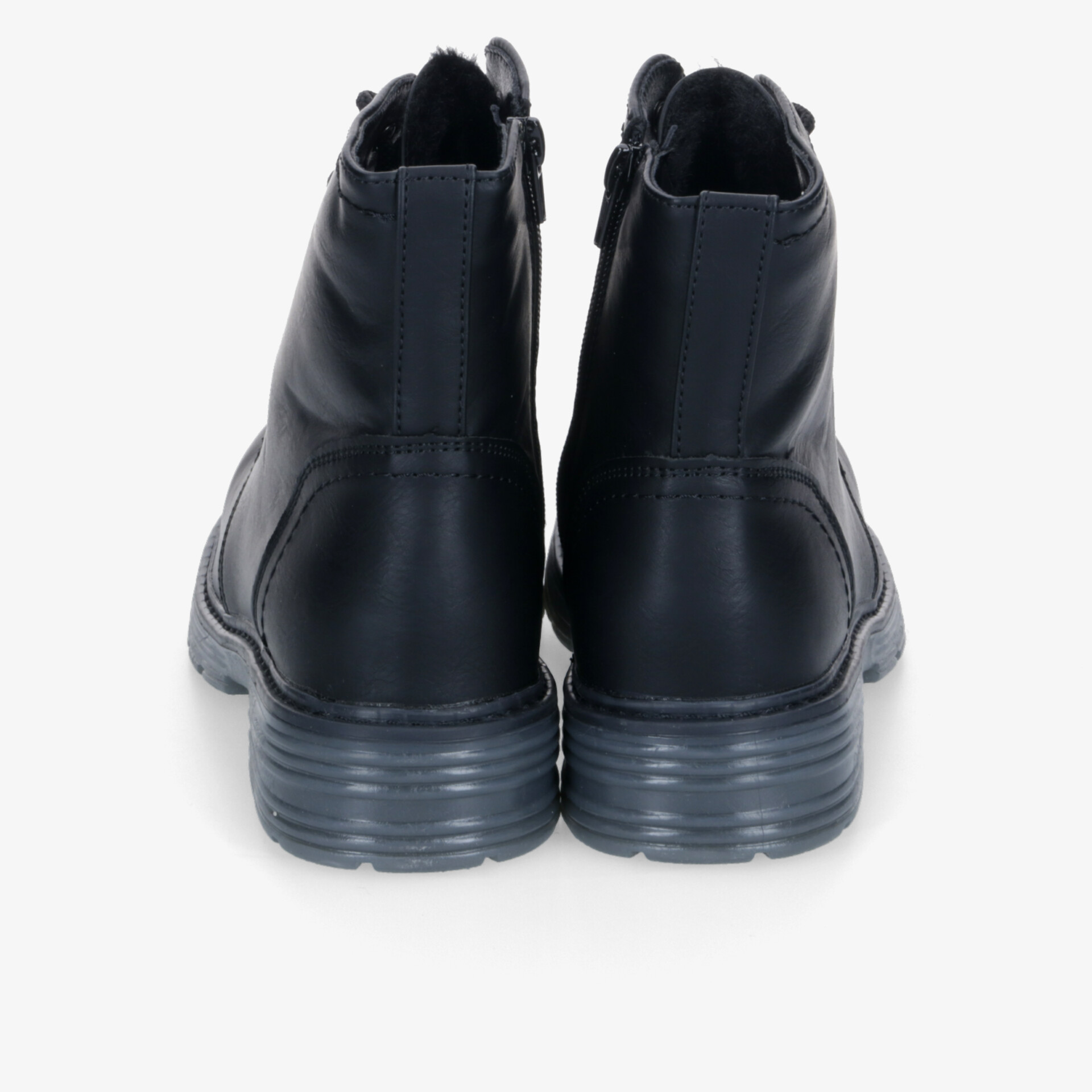 Robuste schwarze Stiefeletten Rückansicht mit rutschfester, langlebiger Sohle und komfortablem Design