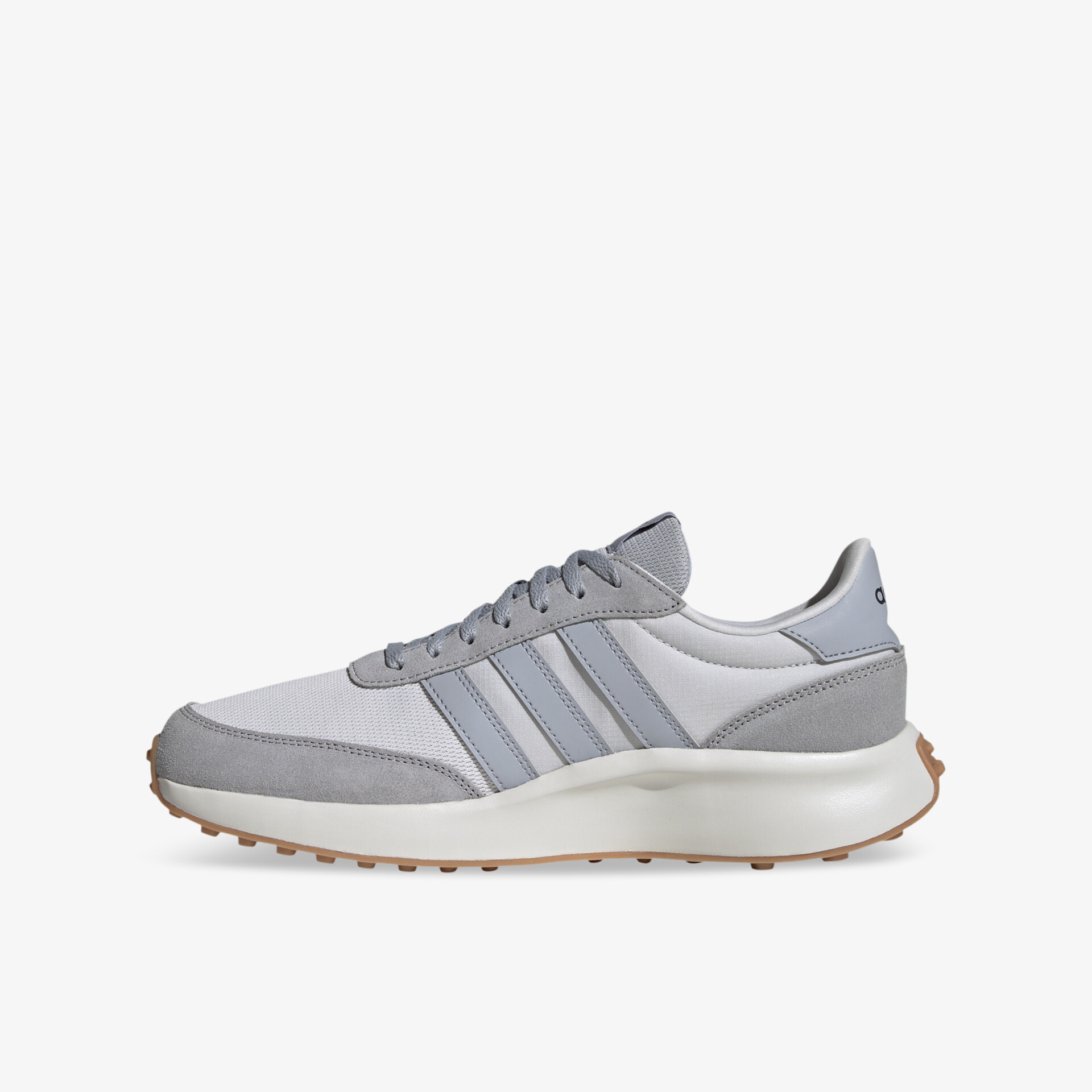 Moderner und bequemer Sneaker mit rutschfester Sohle und elegantem Design, ideal für vielseitige Anlässe.