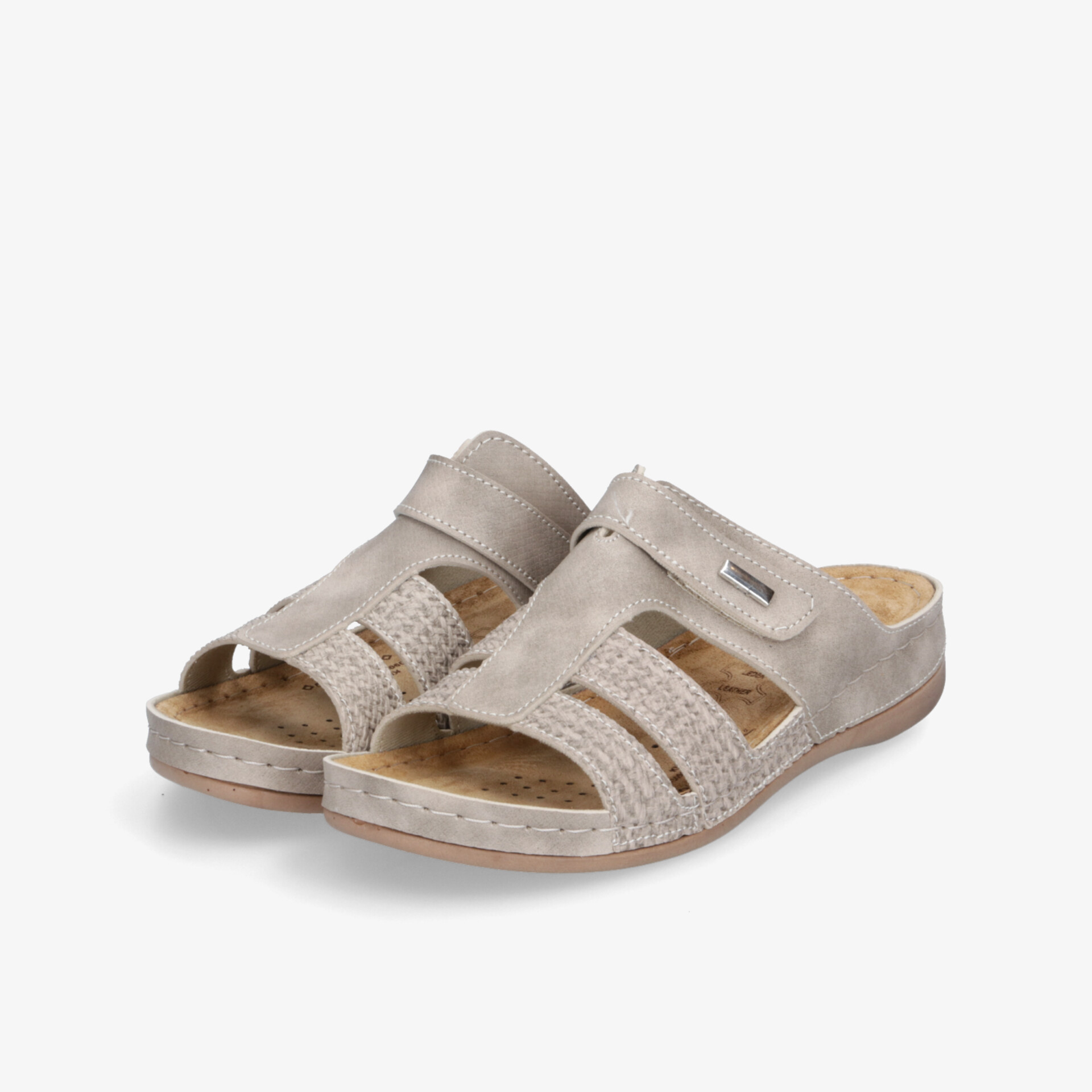 Beige offene Hausschuhe mit gepolstertem Fußbett und atmungsaktivem Material für hohen Tragekomfort