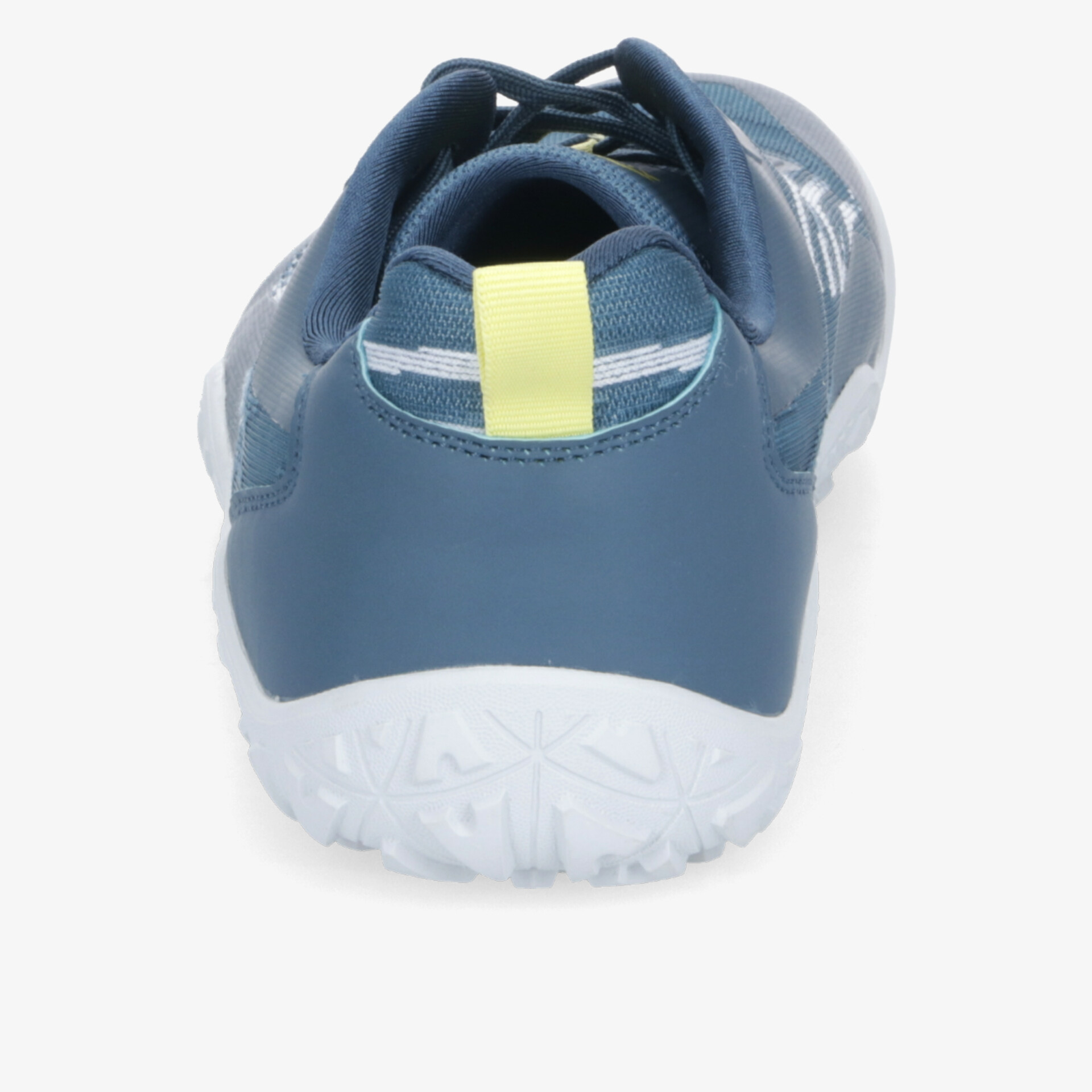 Hochwertiger blauer Schuh mit weißer rutschfester Sohle und komfortablem Fersenbereich