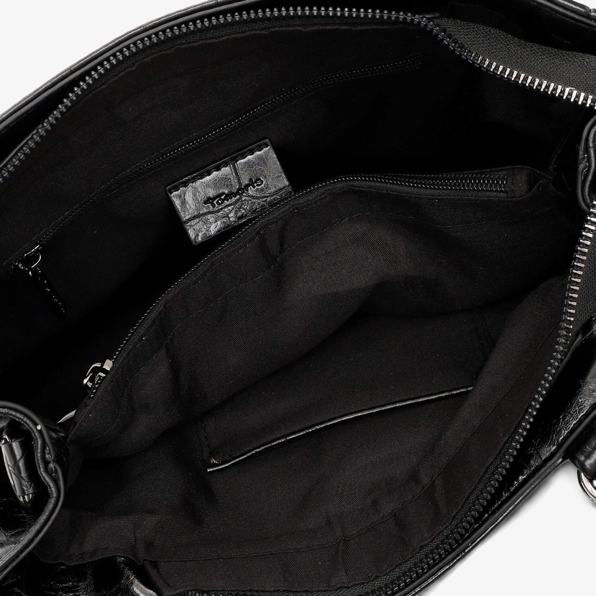 Innenansicht der Tasche mit robustem Reißverschluss und mehreren Fächern für optimale Organisation