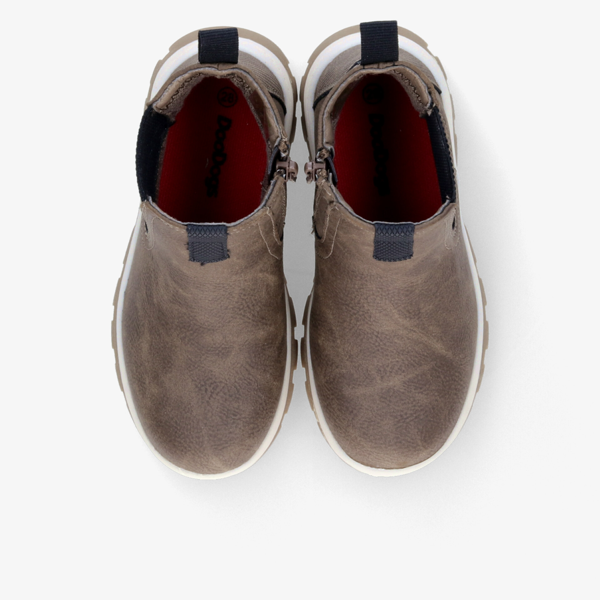 Beiges Paar Schuhe mit weißer Sohle, komfortabel und robust, gepolsterte Innensohle für angenehmen Tragekomfort