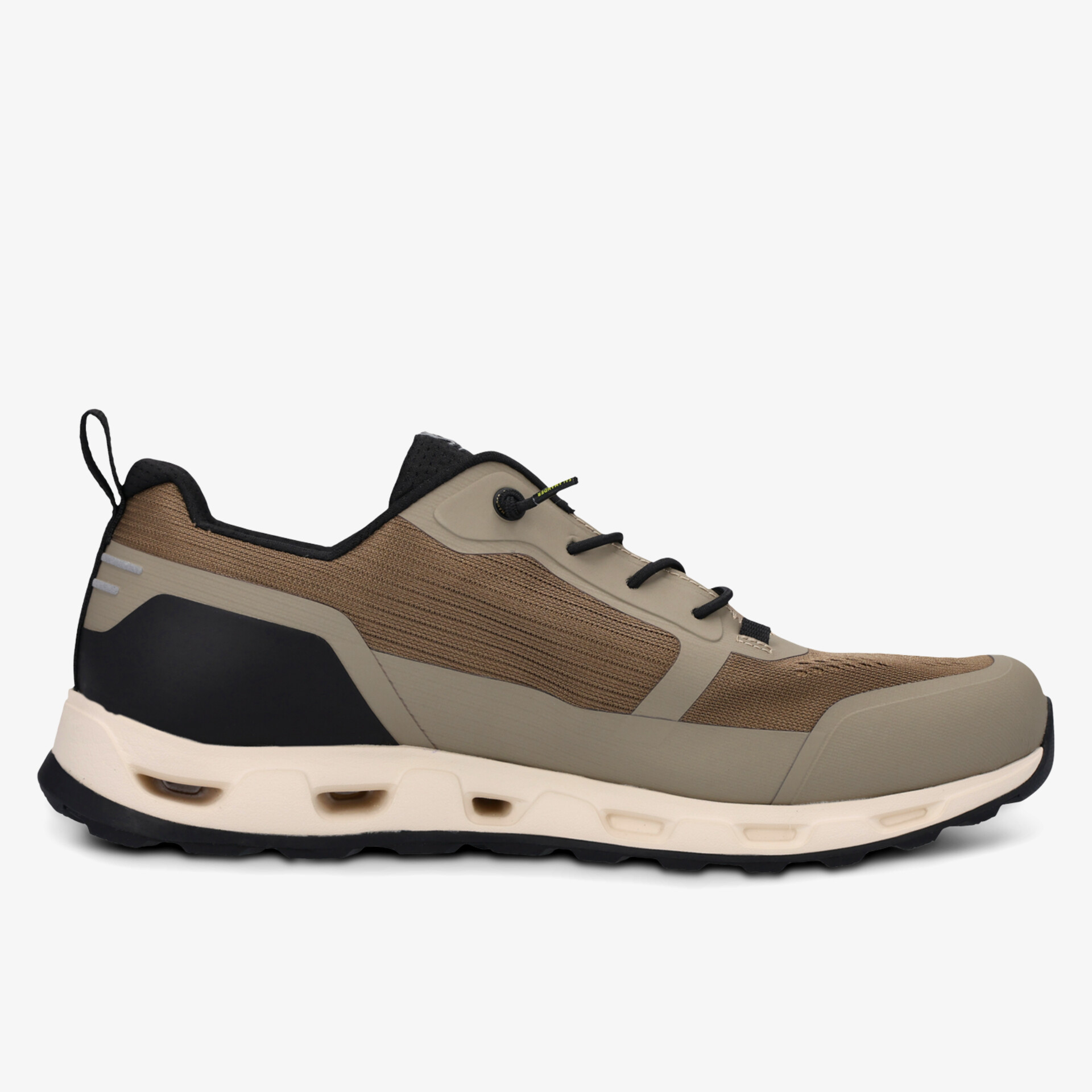 Moderner, atmungsaktiver Schuh mit rutschfester Sohle und sportlichem Design.