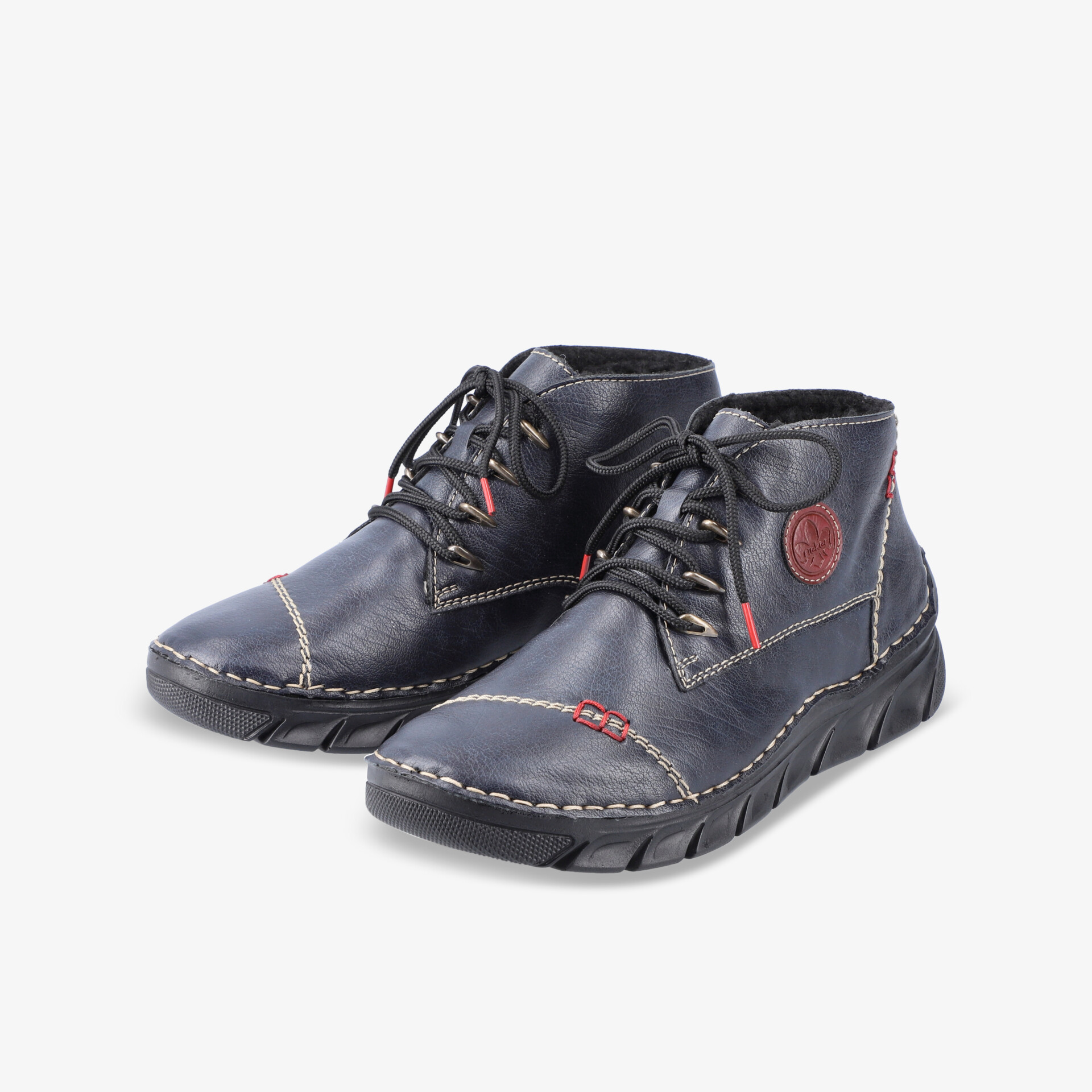 Robuste schwarze Lederschuhe als Paar mit flexibler, rutschfester Sohle und sichtbarer, hochwertiger Nahtarbeit.