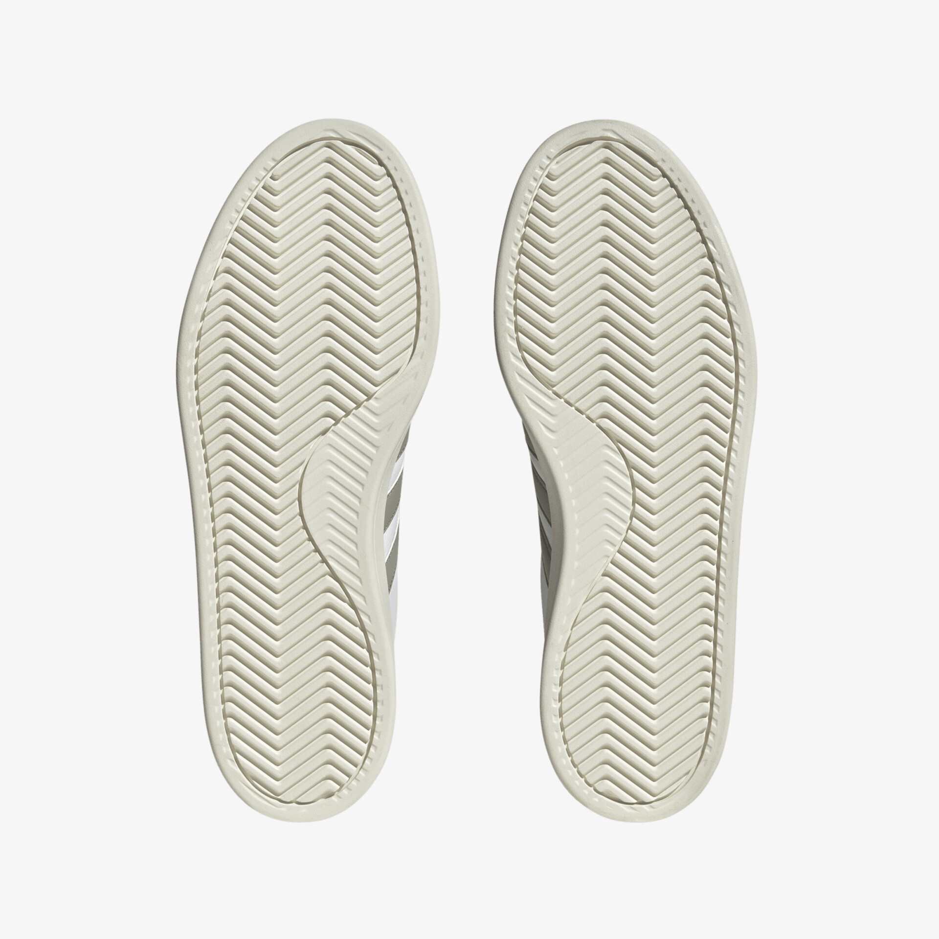 Bequeme und strapazierfähige Schuhe mit rutschfestem Profil für optimalen Halt und Komfort.