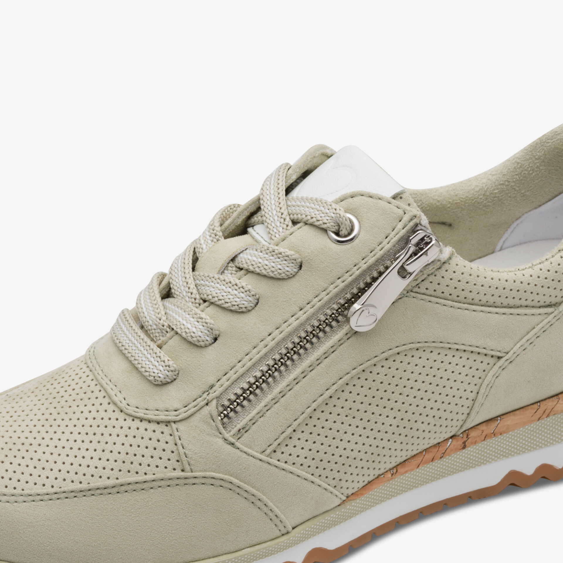 Bequemer Schuh mit seitlichem Reißverschluss und perforiertem Obermaterial für optimalen Tragekomfort