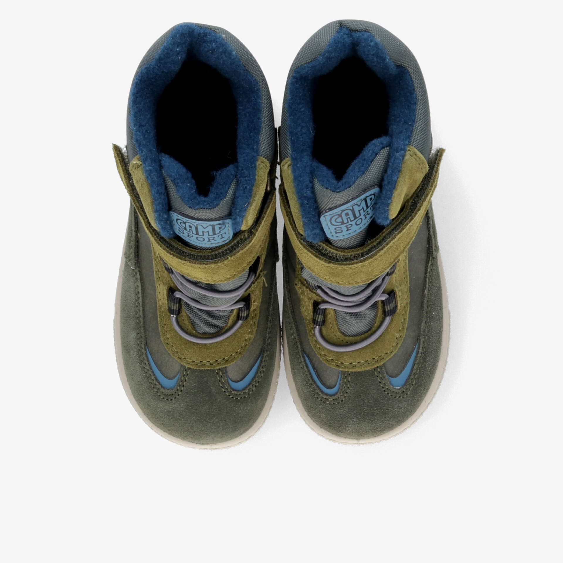 Top-Down Ansicht von robusten Outdoor-Schuhen mit dichter Schnürung und rutschfester Bodenstruktur als Paar