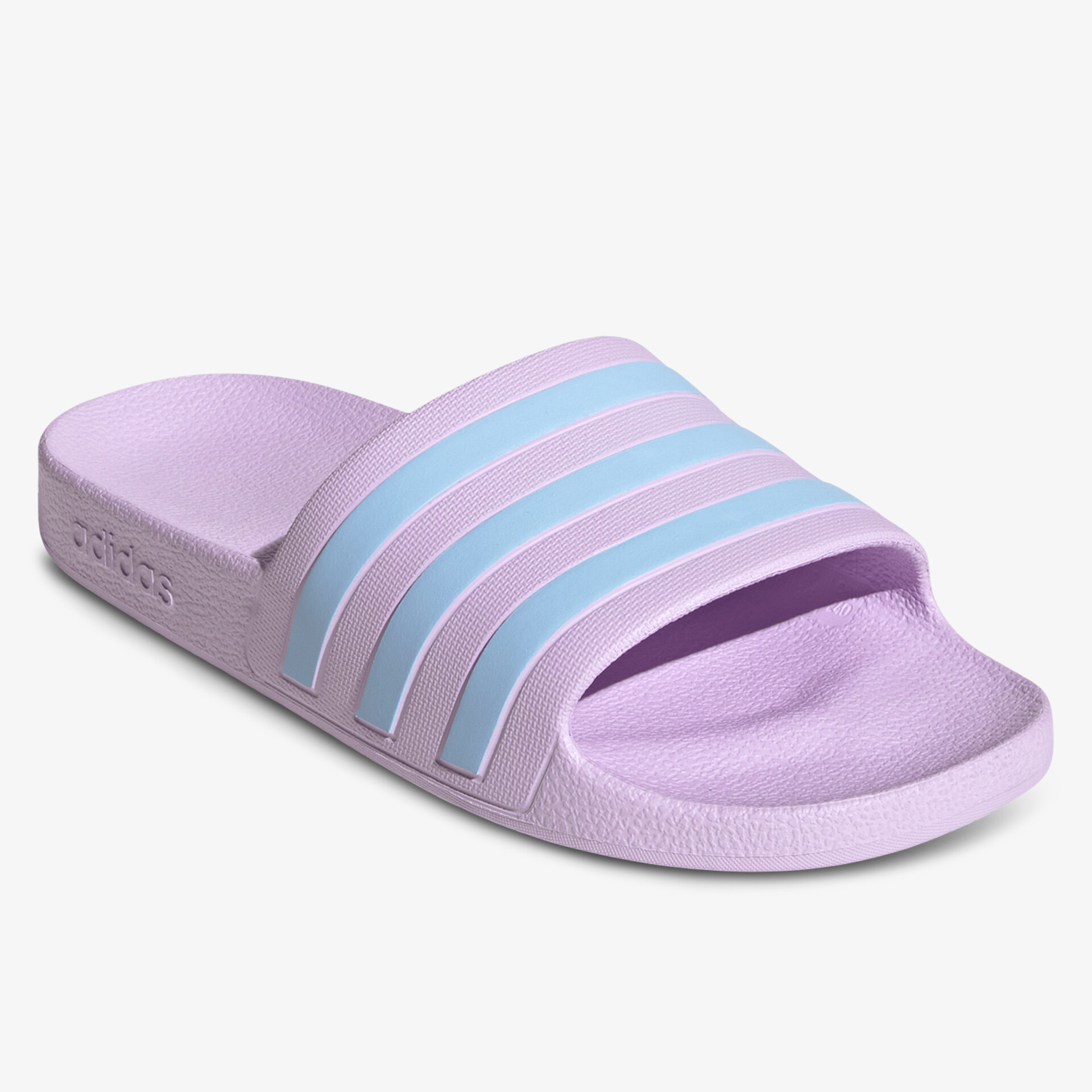Leichte und bequeme lila Badesandale mit weicher Sohle und blau-weißen Streifen