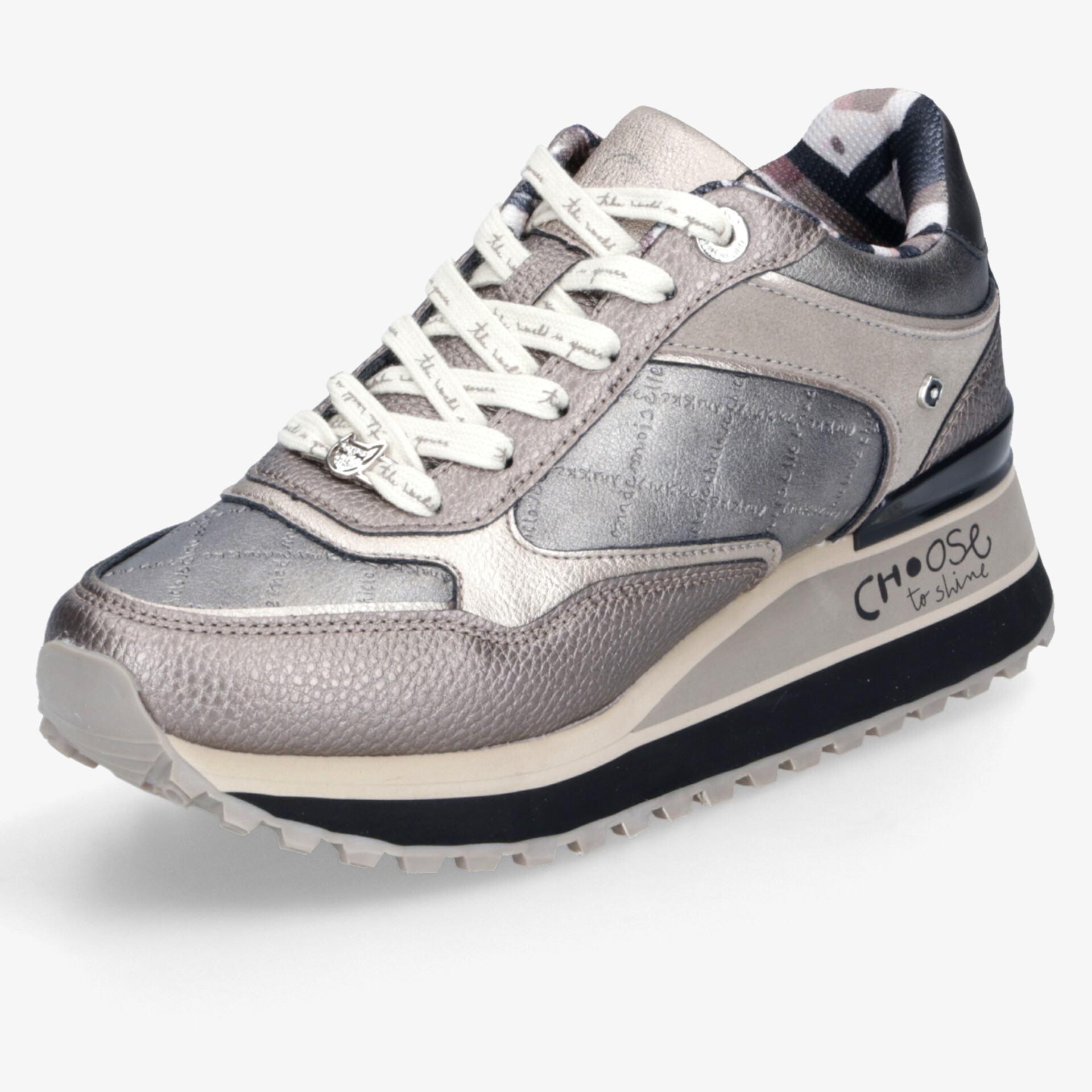 Moderner Sportschuh in Metallic-Optik mit komfortabler Polsterung und stabiler, rutschfester Sohle