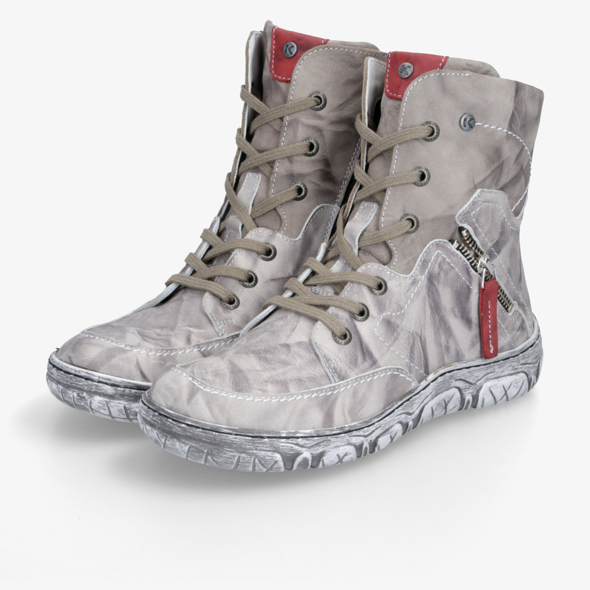 Leichte und bequeme Schuhe mit robustem Schnürsystem, flexiblem Material und seitlichem Reißverschluss