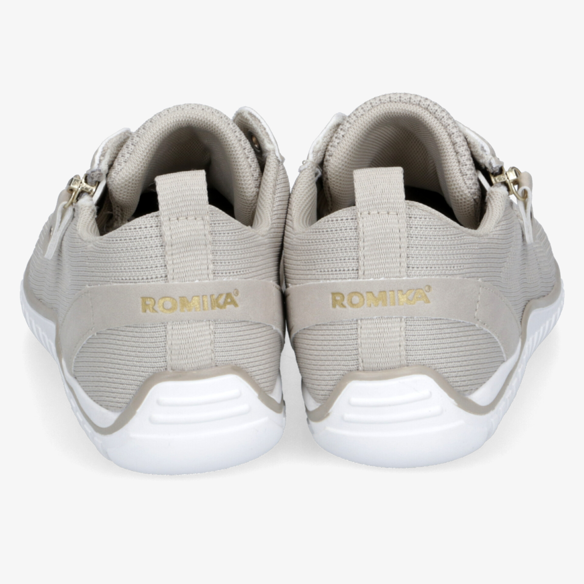 Leichte, bequeme Sneaker in Hellgrau von hinten mit flexibler, rutschfester weißer Sohle