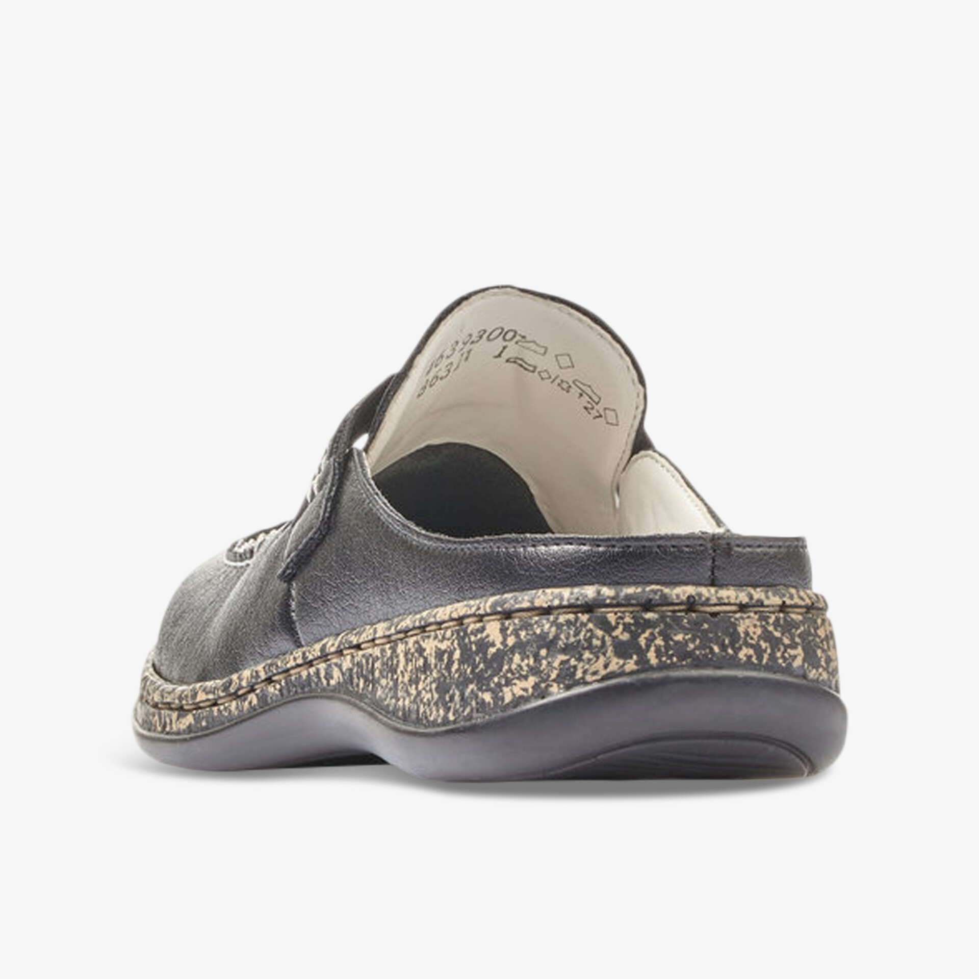 Schuhrückansicht mit robustem, ergonomisch geformtem Profil und komfortabler gepolsterter Innensohle